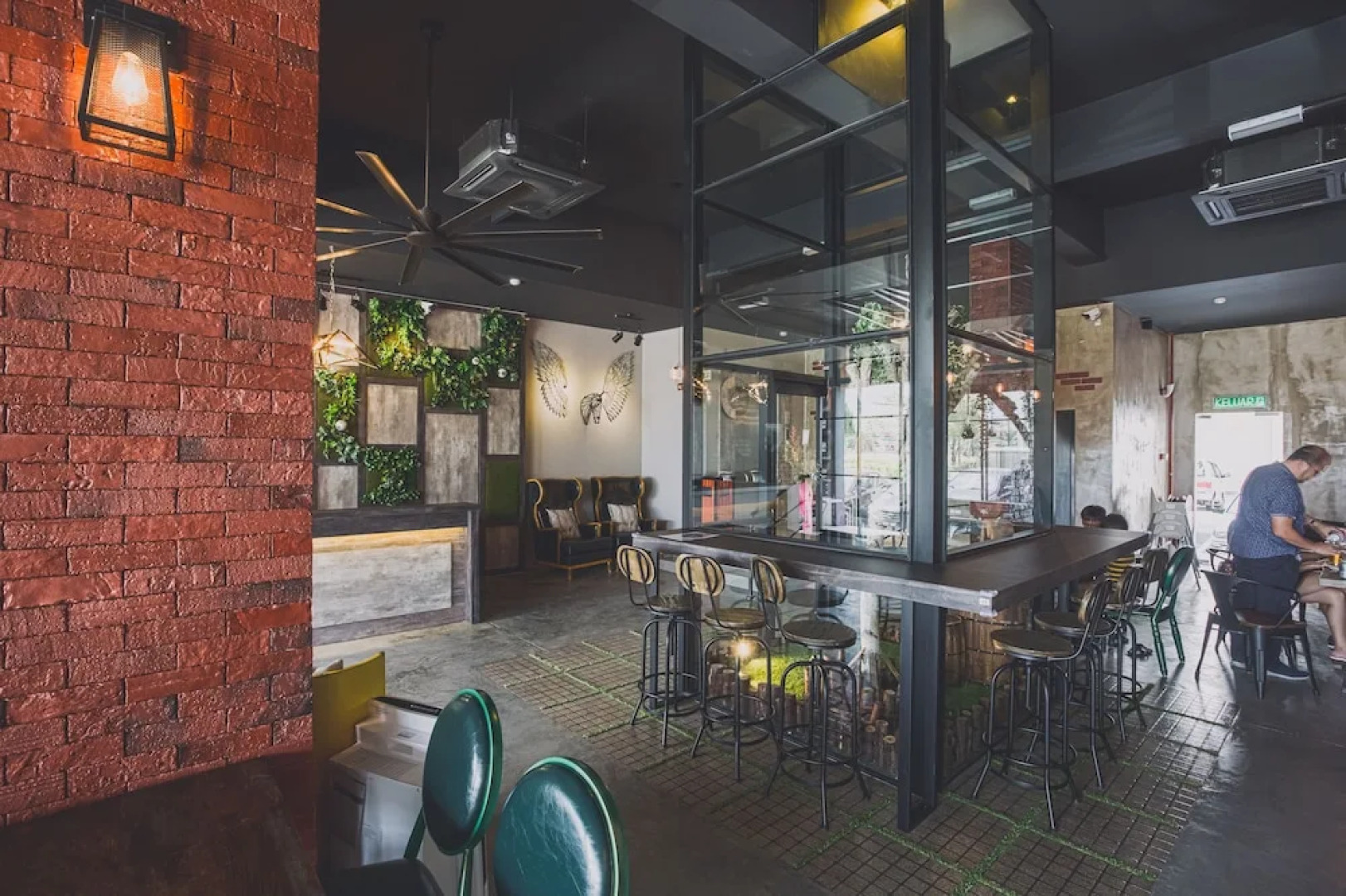 V3 Hotel & Residence Seri Alam