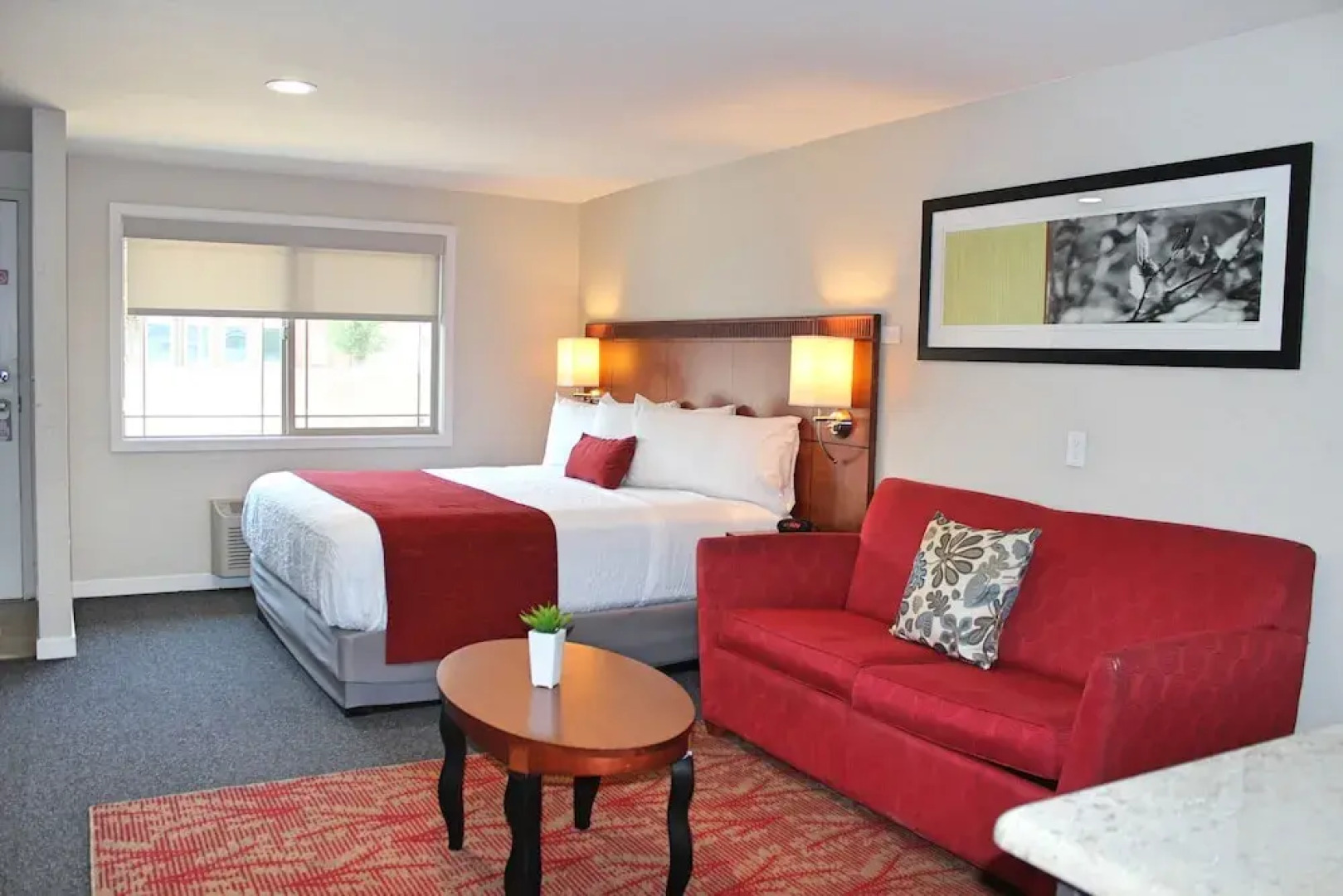 Bell & Main Studios 102