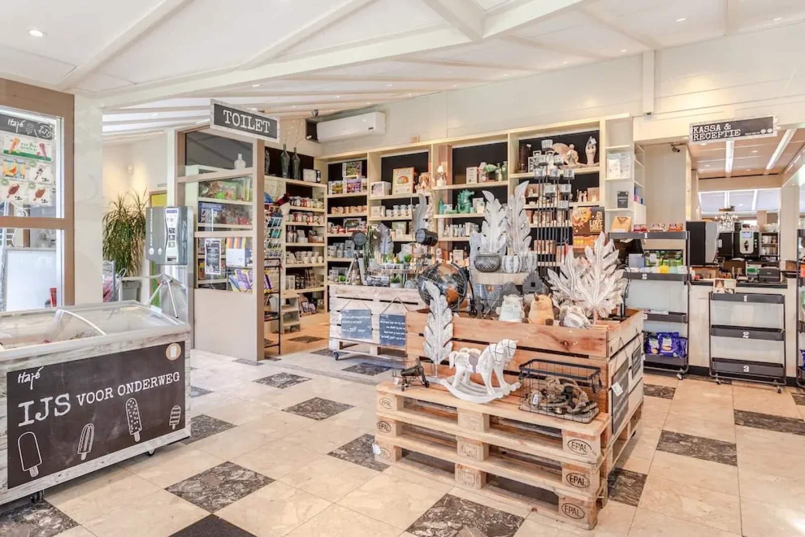 Hajé Waterlodge en hotel ark de Aalscholver