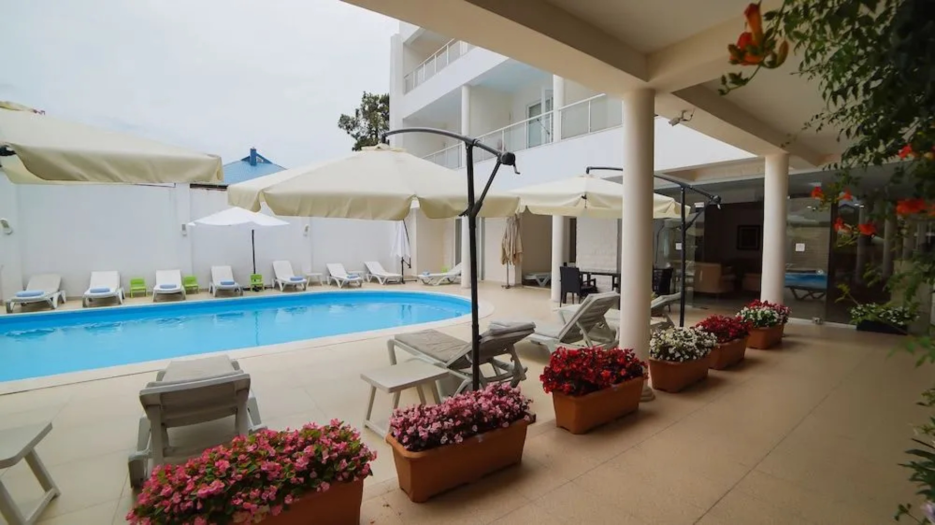 Пляжный клуб «Кобулети»