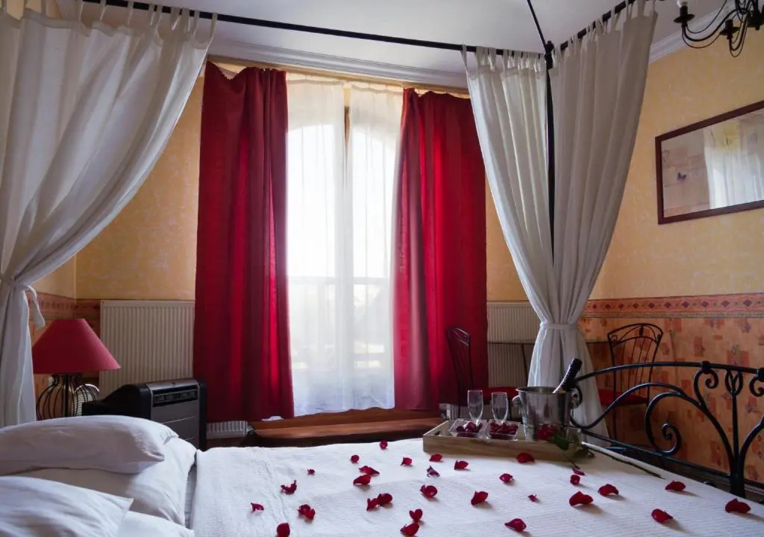 Hangya Panzió és Étterem