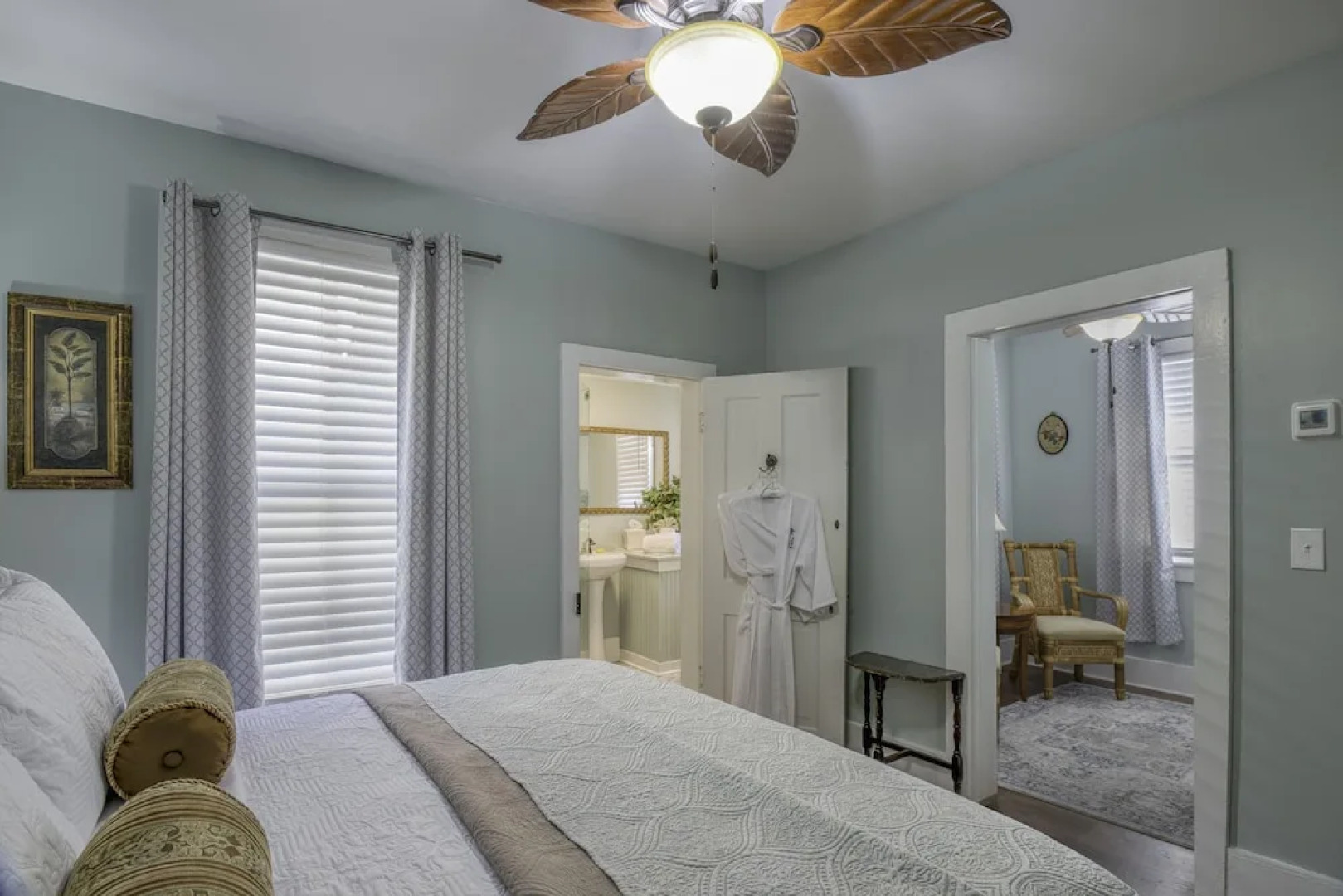 Victorian House Bed & Breakfast