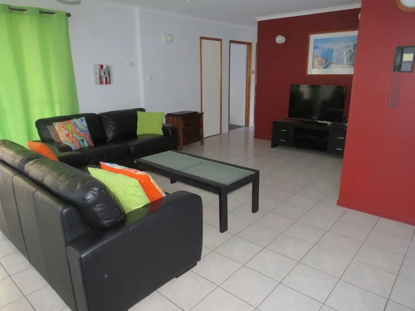 The Shores Holiday Apartments