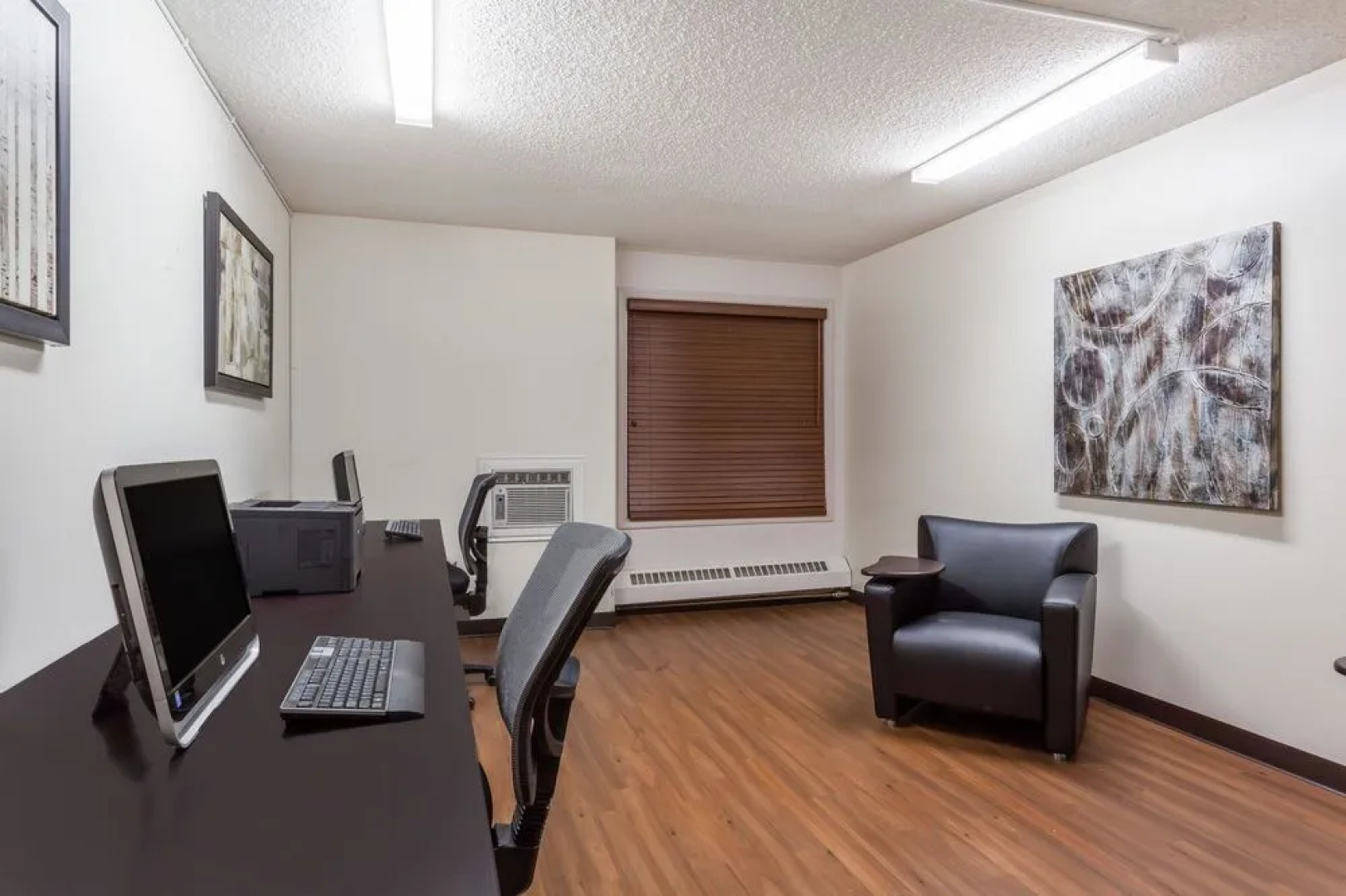 Super 8 Sherwood Park/Edmonton Area