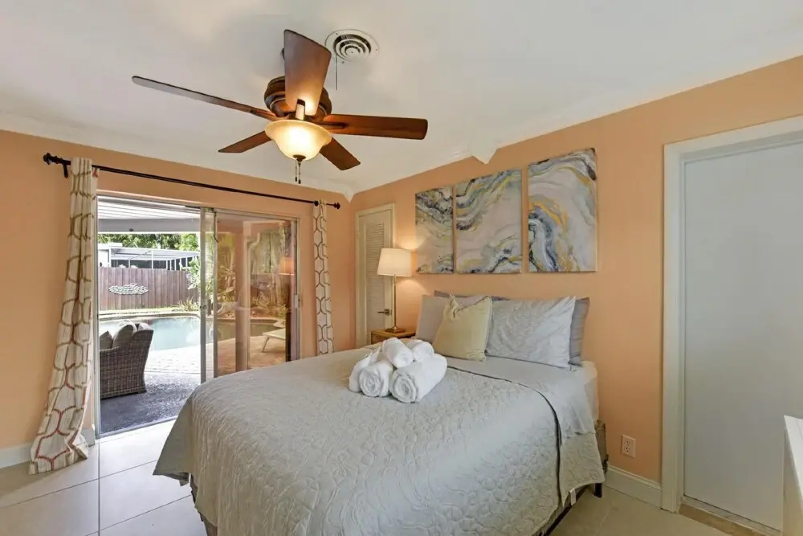 Private pool and canal home with Office space