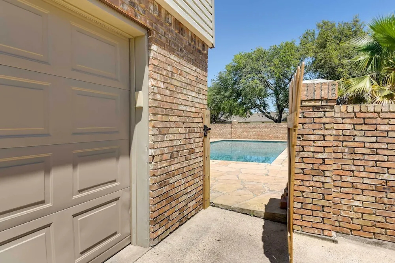 Cozy Texas City Guest House - 5 Mi to Beach!