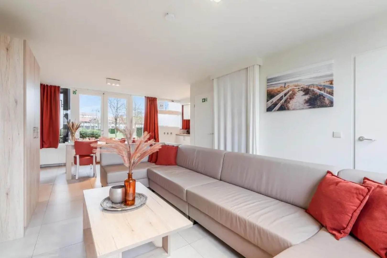 Dunewave - Spacious House for 8 Persons in Westende