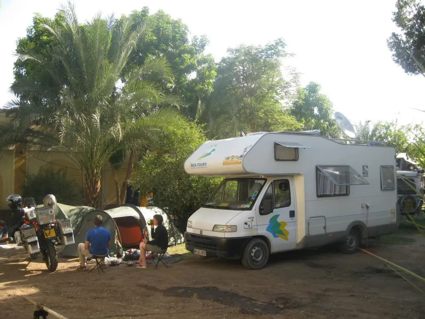 Rezeiky Hotel And Camp Luxor