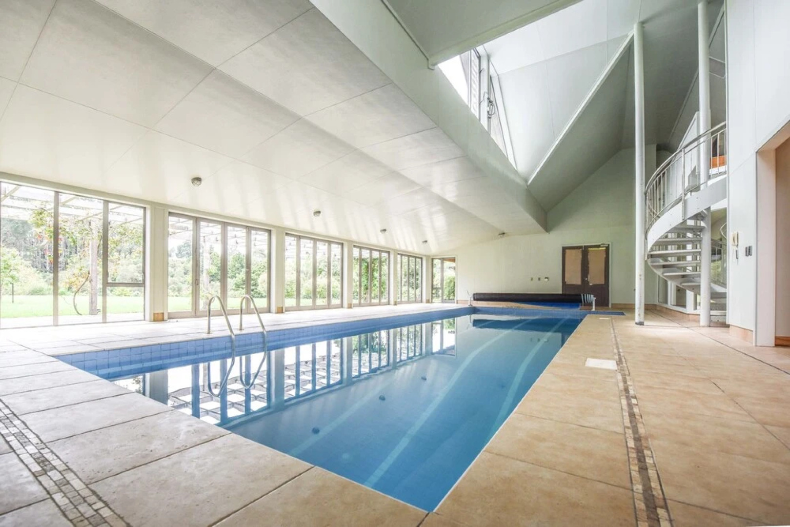 Ramarama Luxury Vacation Villa