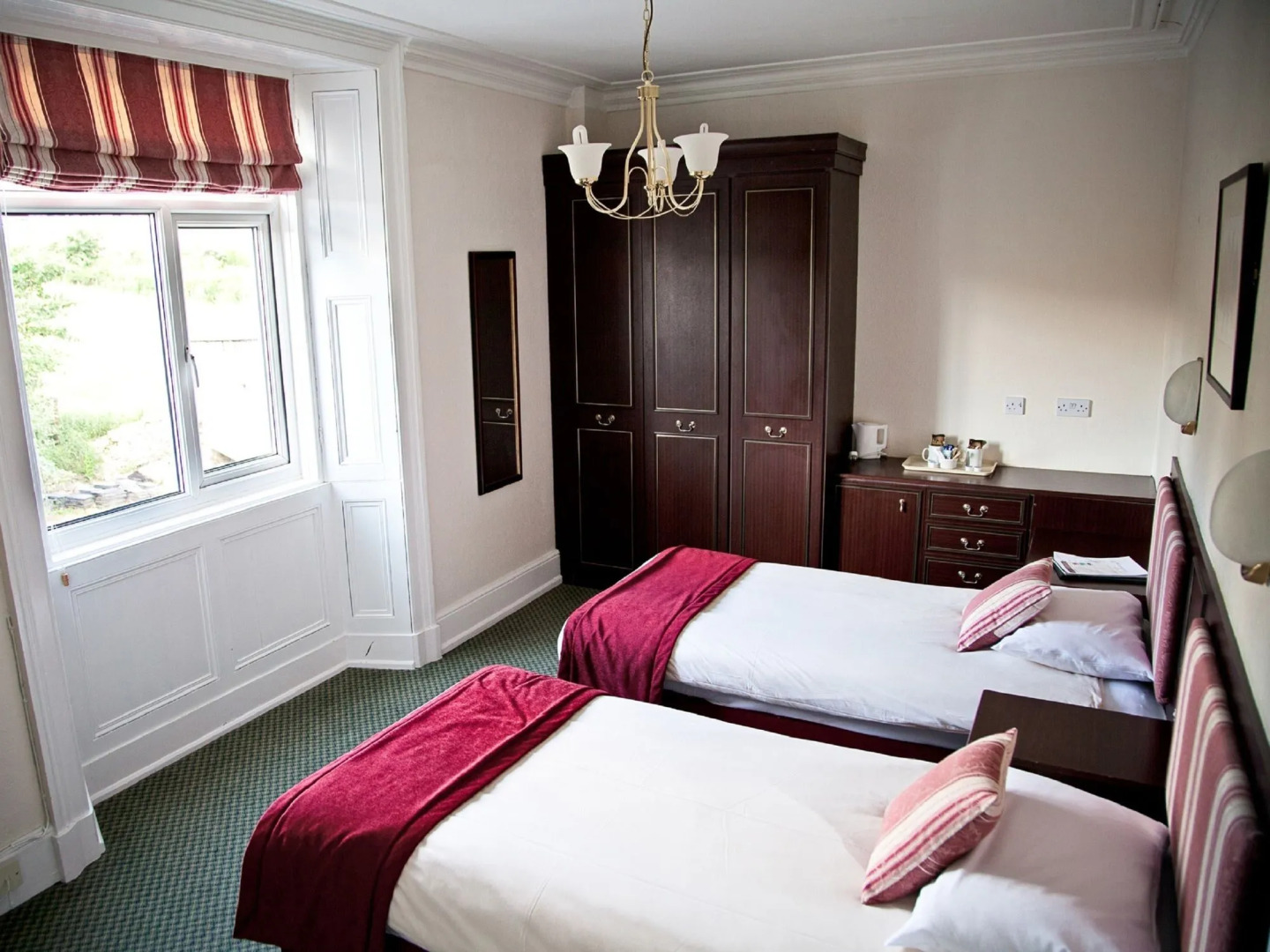 Springfield Hotel and Restaurant