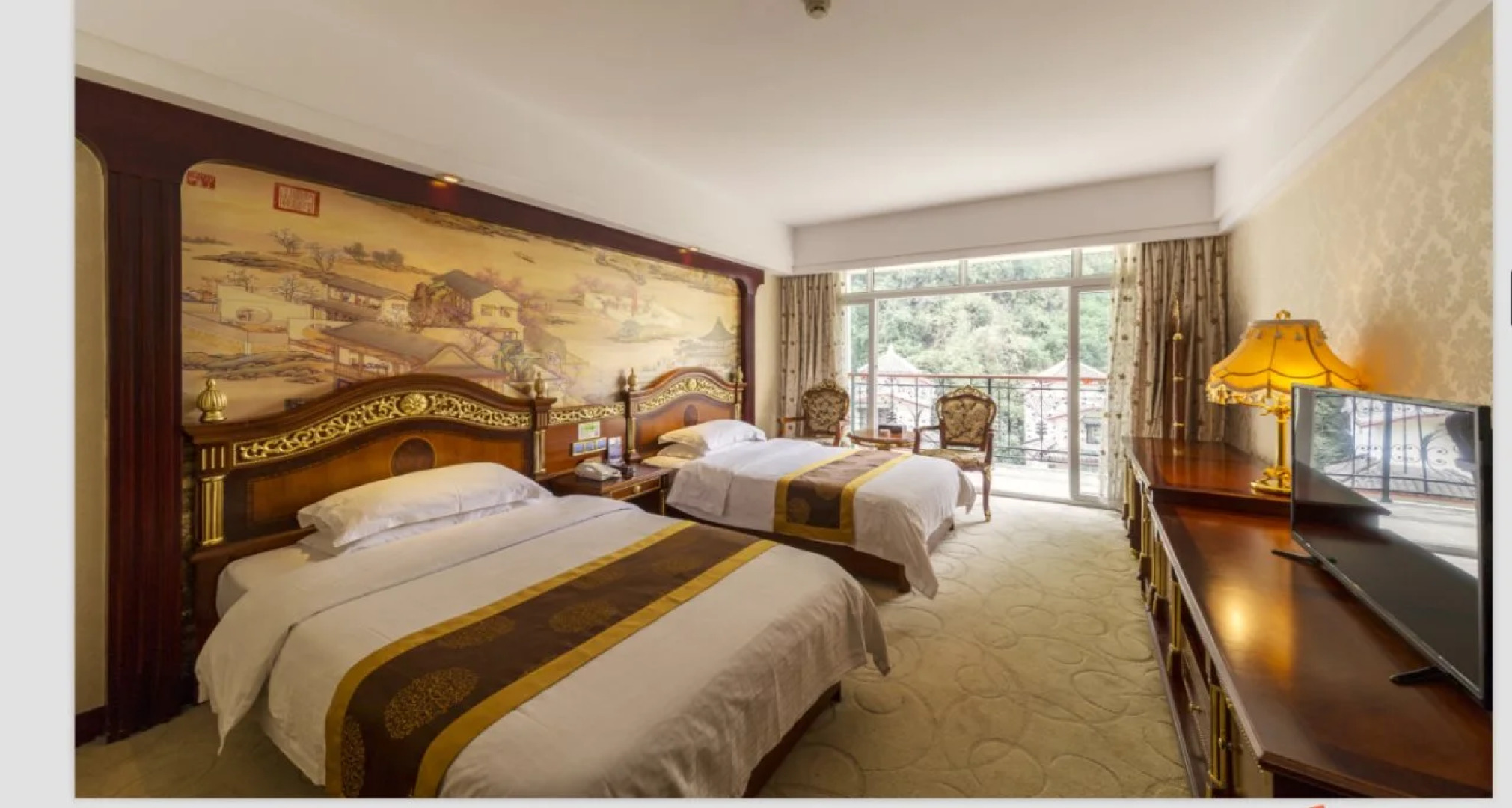 Yangshuo New West Street International Hotel