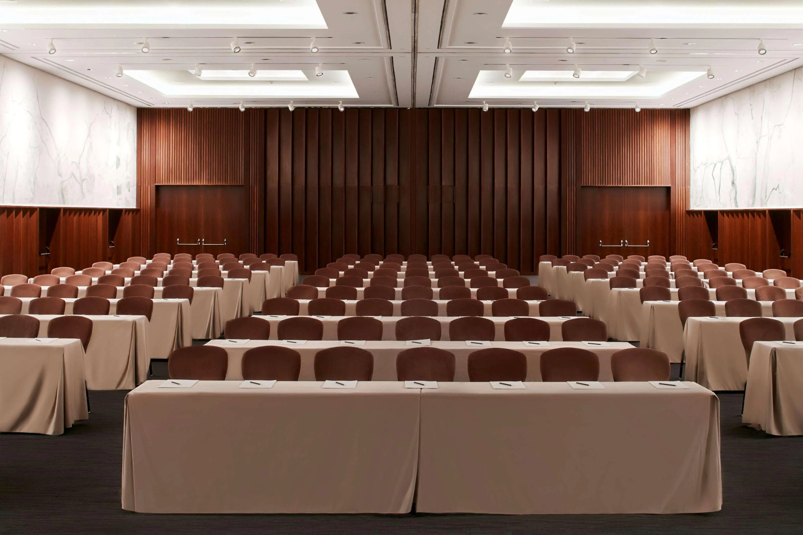 Курорт Victoria Golf Resort and Spa