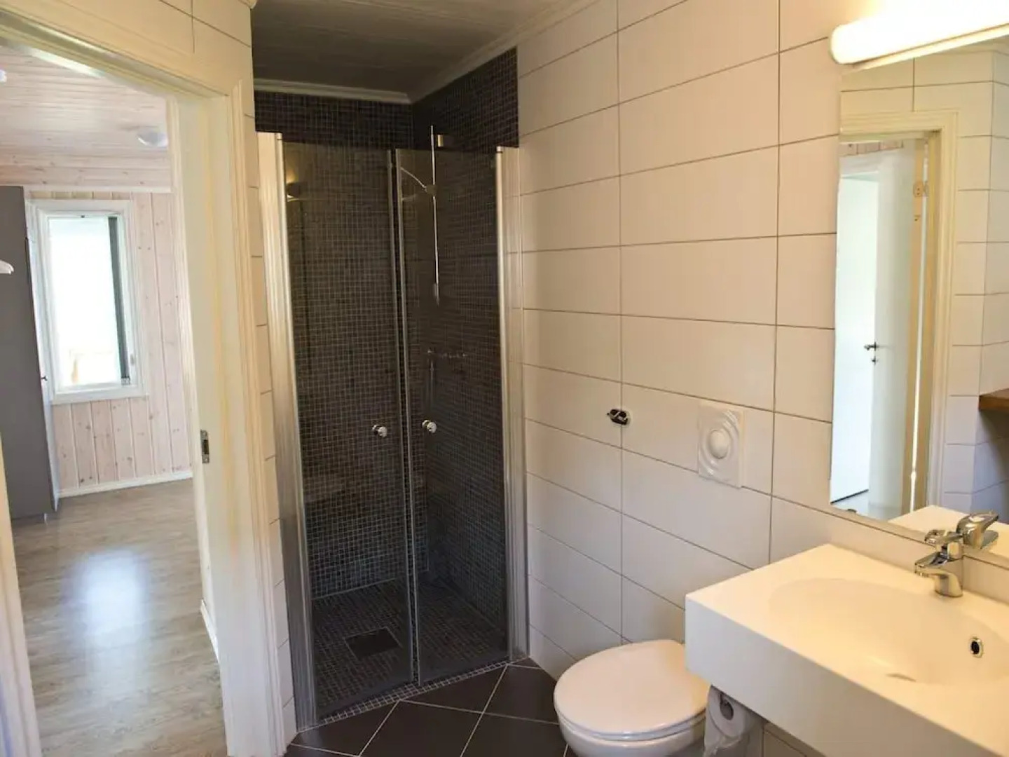 Holiday Home in Kinsarvik by the sea