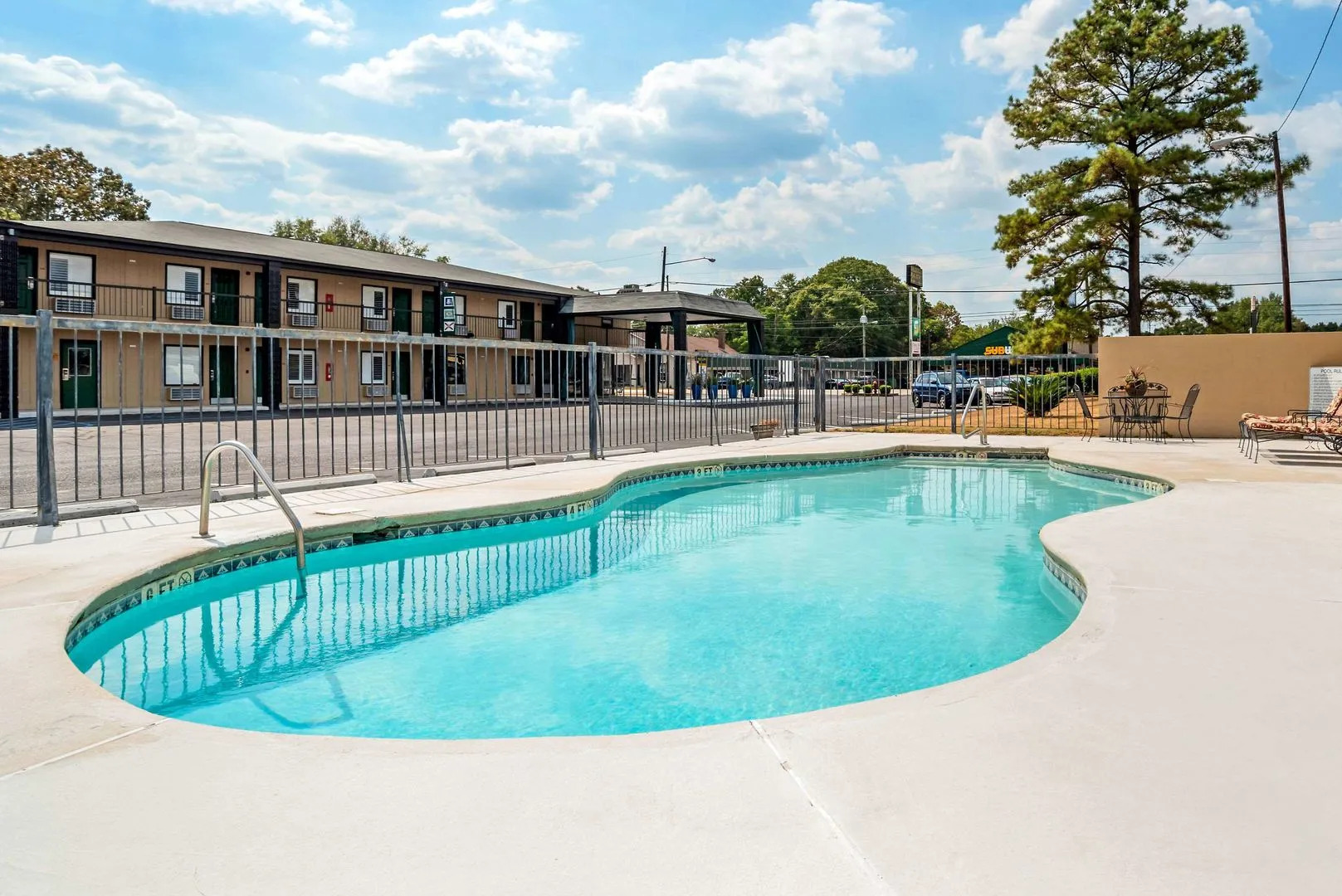 Rodeway Inn & Suites Fort Rucker