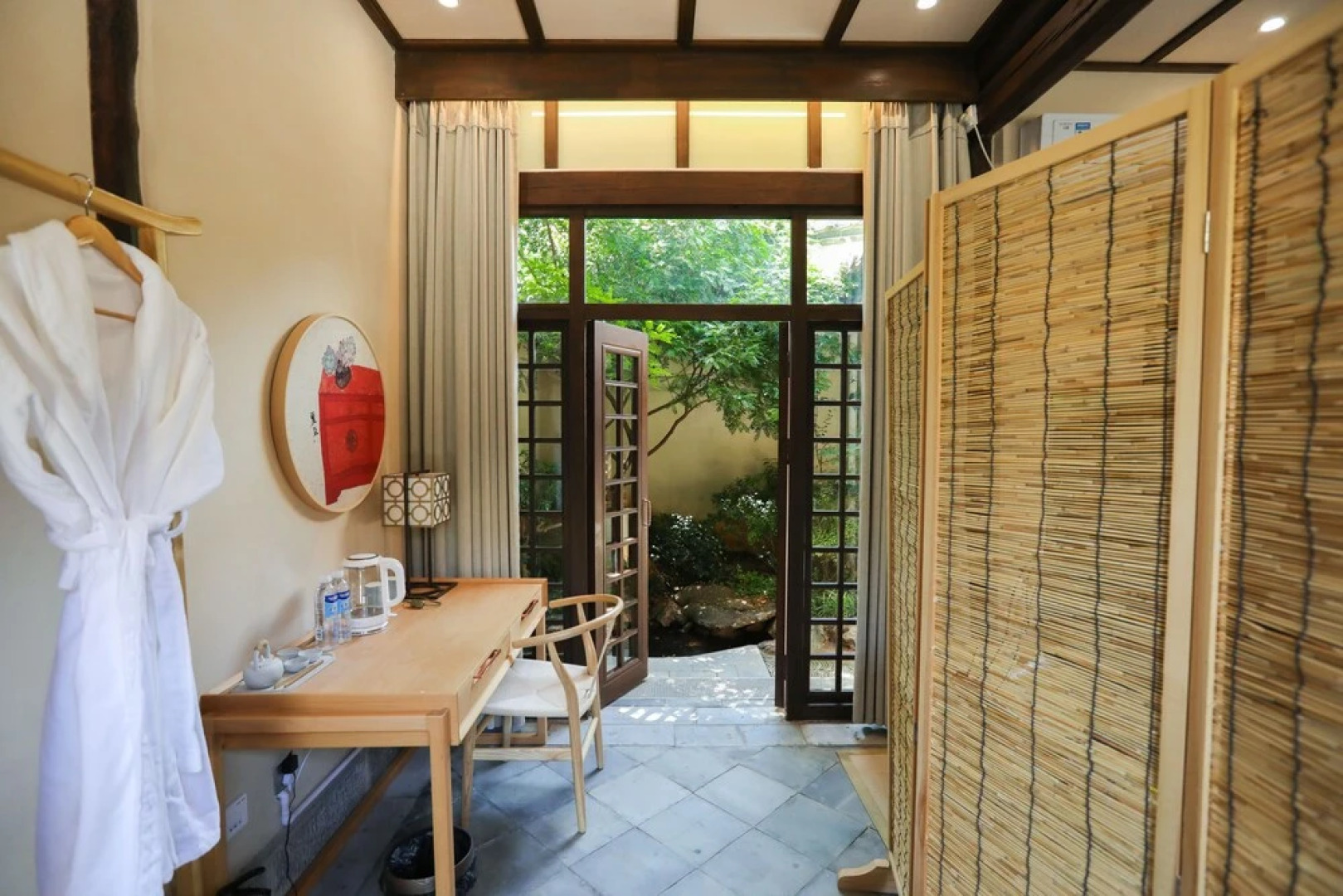 YUANSHE Dongchengwai