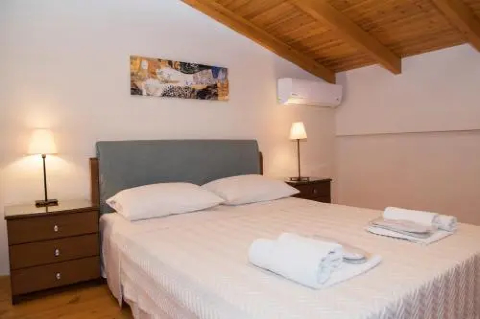 Arcadian Apartments & Studios