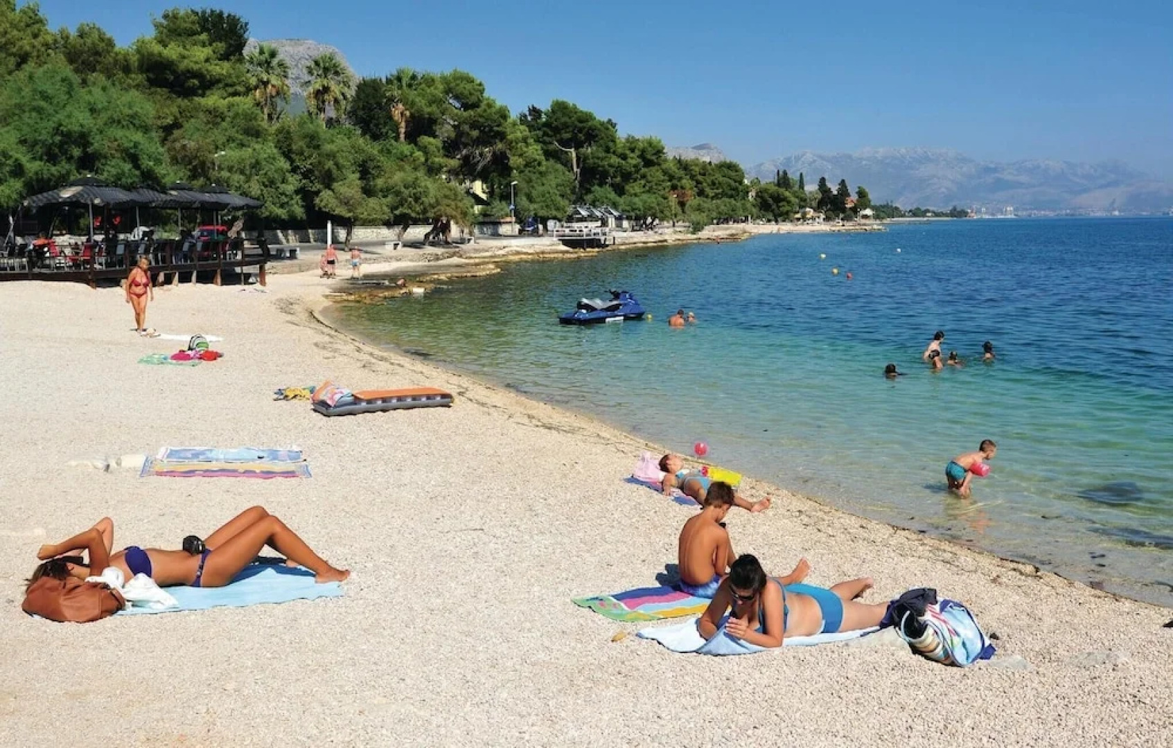 Amazing Home in Kastel Stari with Hot Tub, WiFi & 2 Bedrooms