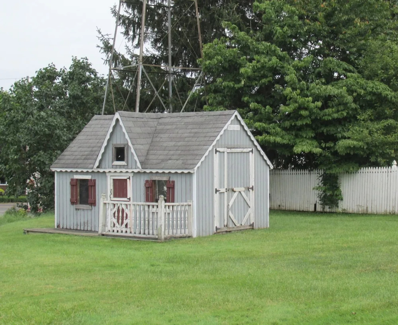 Inn at Amish Door