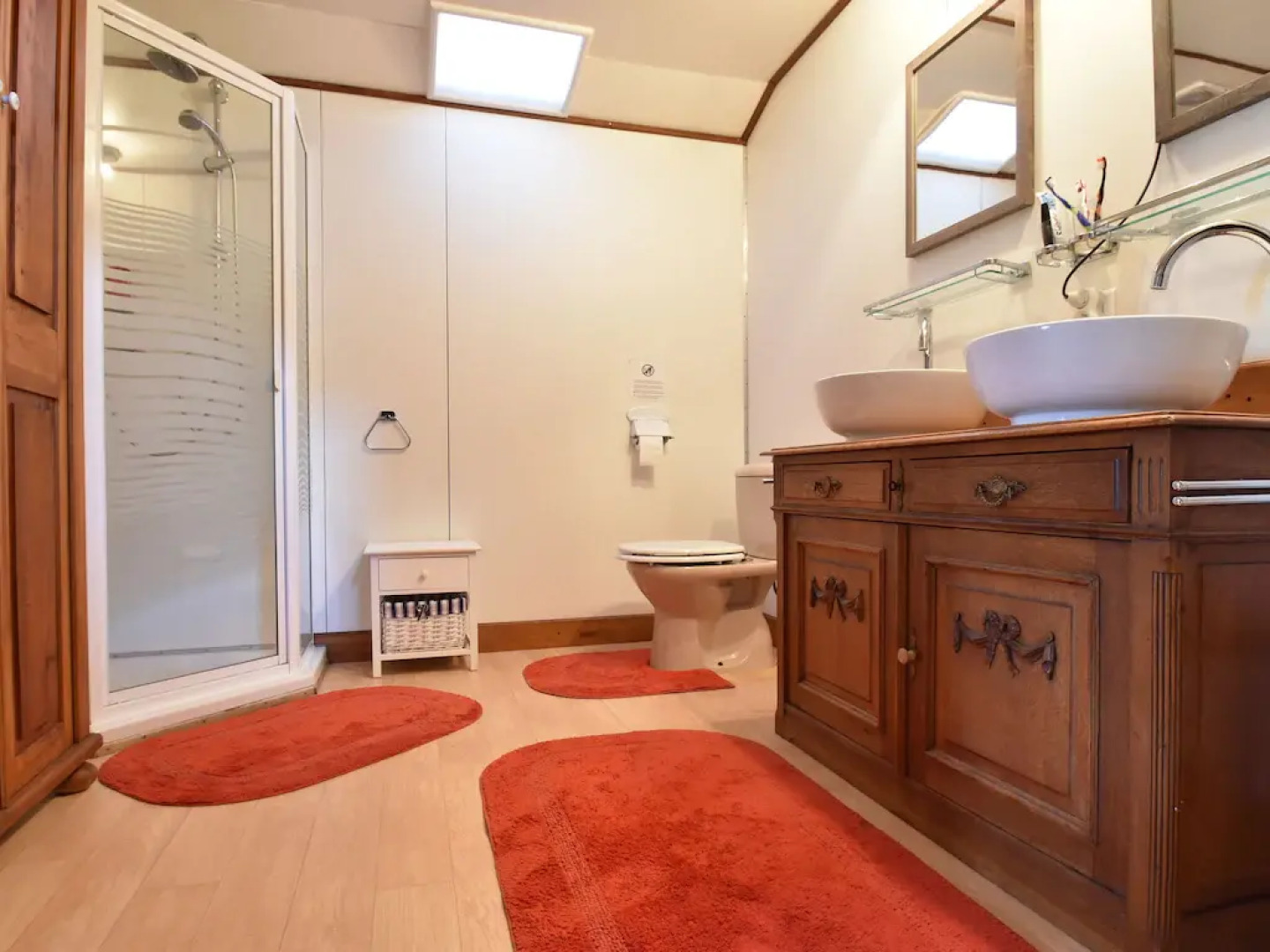 Alluring Holiday Home on Border of Champagne and Burgundy