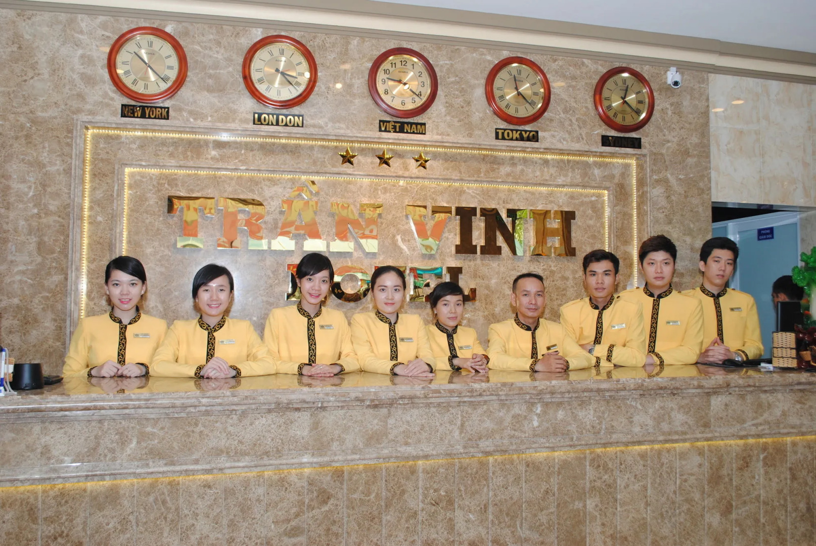 Tran Vinh Hotel