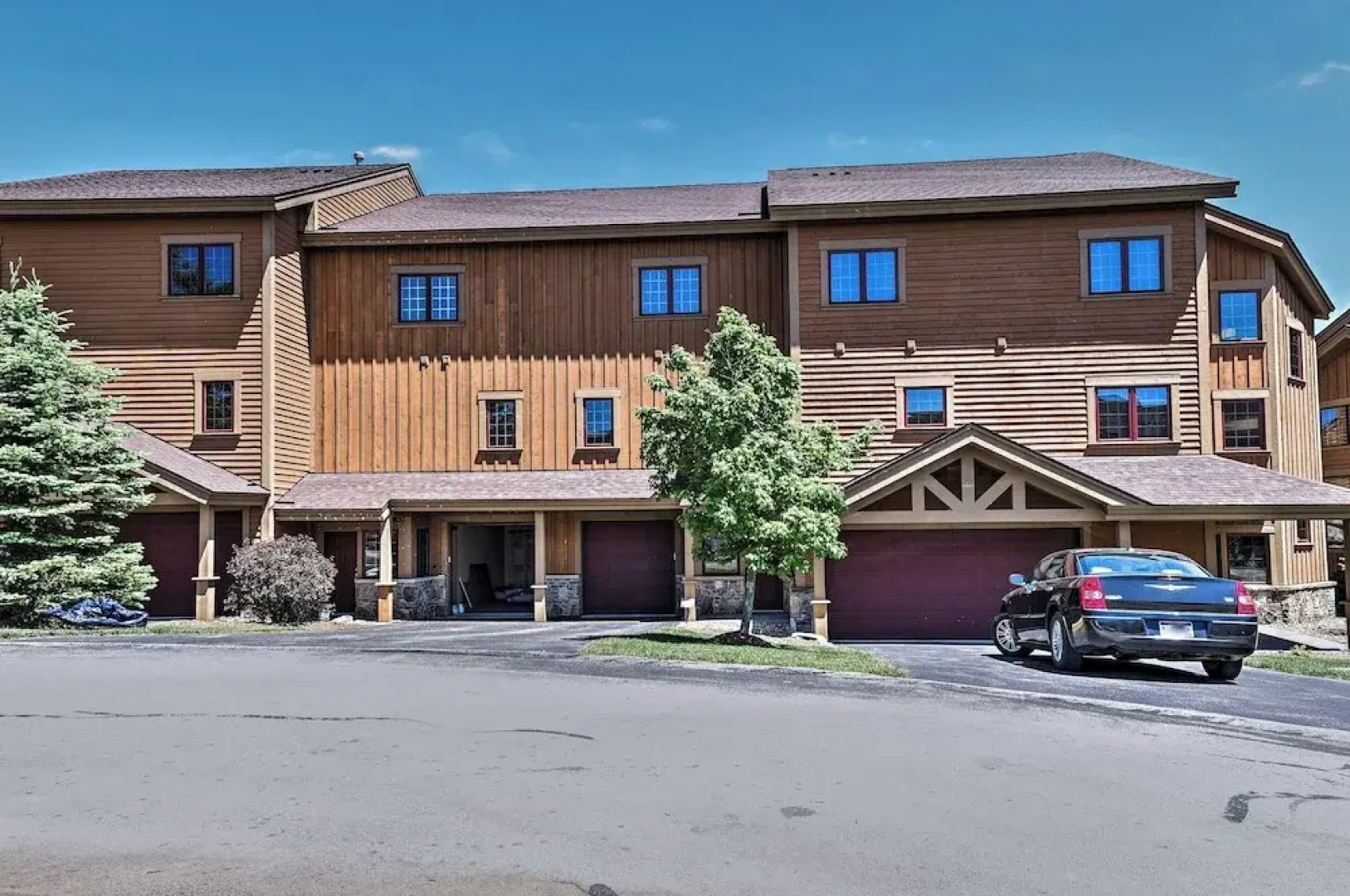 Southwind Seven Springs Home on Ski Slopes!