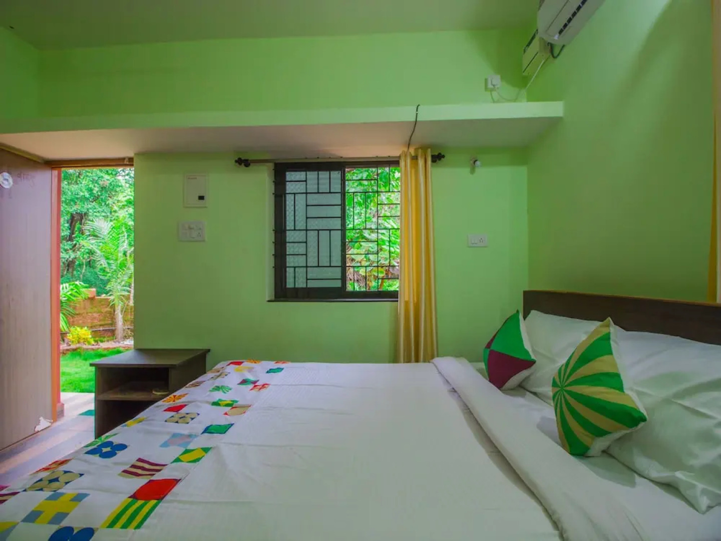 OYO 15436 Home Studio Near Khuske Waterfall