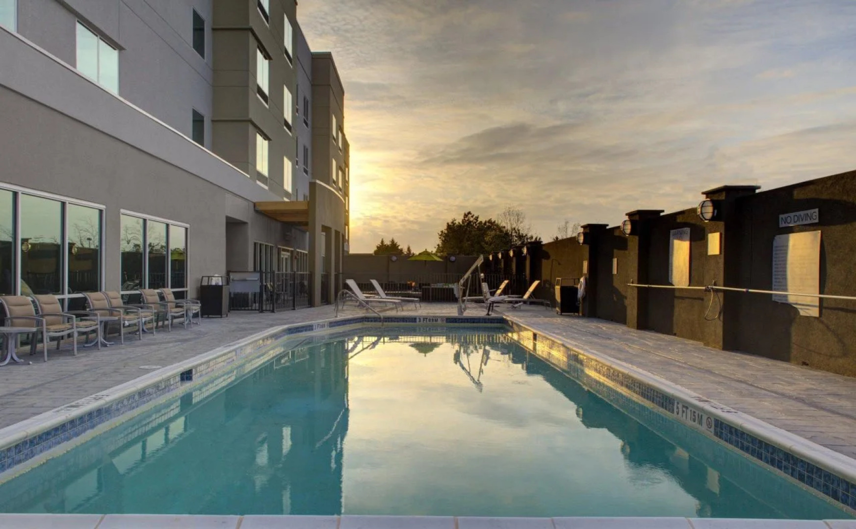Courtyard by Marriott Atlanta Kennesaw