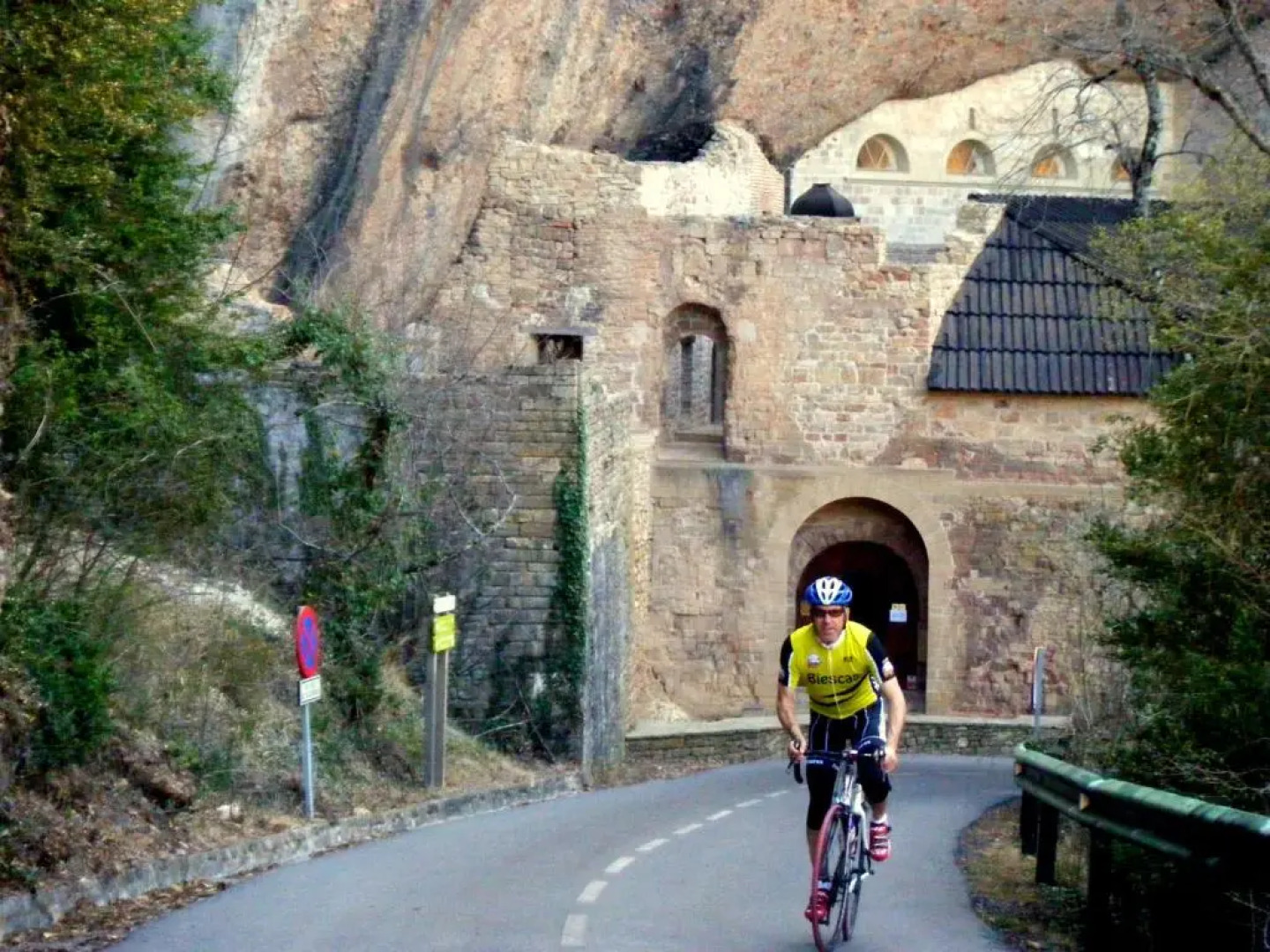 Tierra De Biescas Hotel