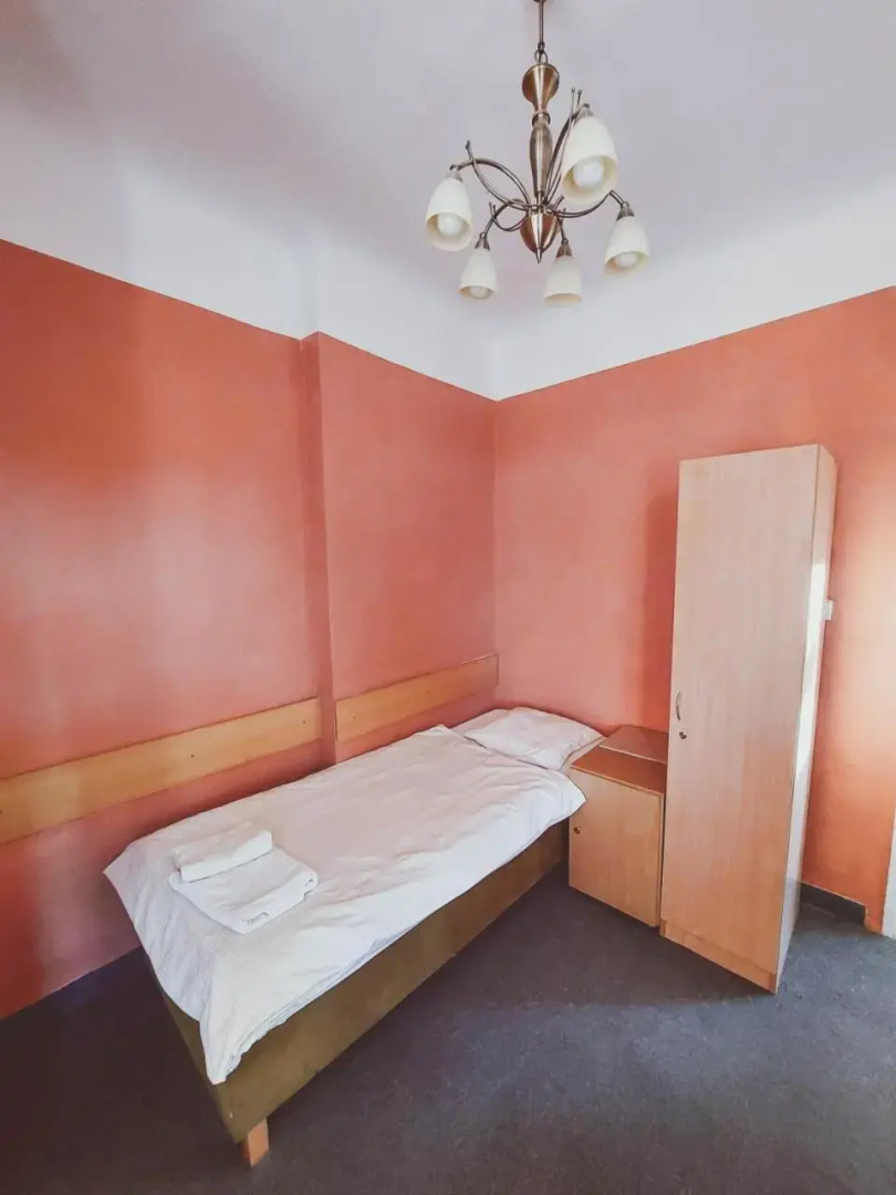 Willa Pod Starymi Lipami