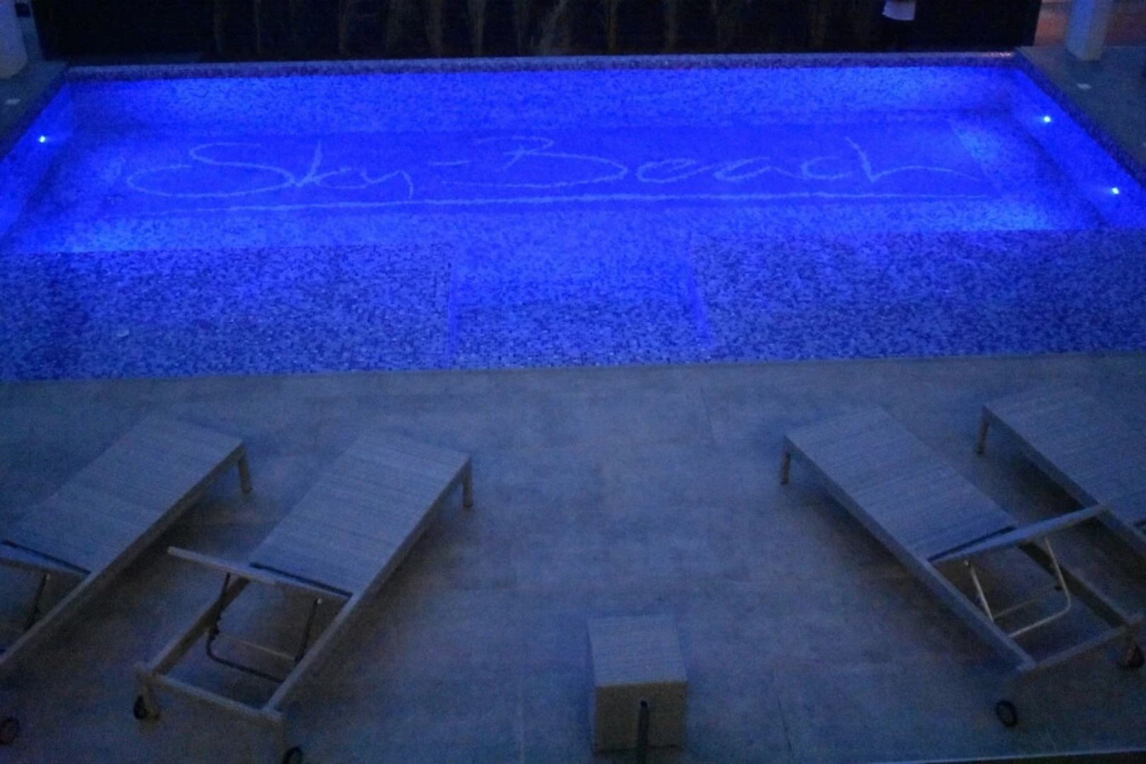 Sky Beach Aparthotel