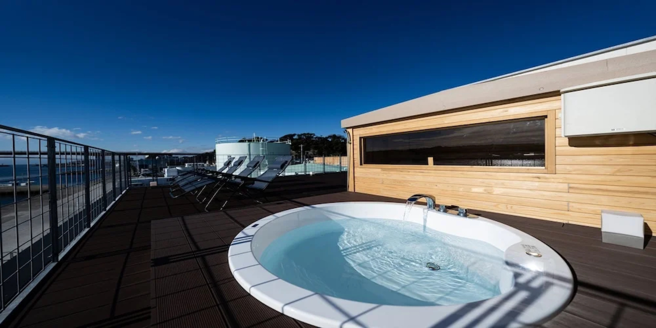 the View miurashiharumicho