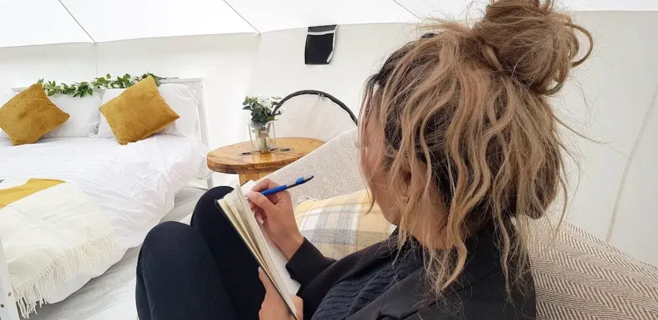 Luxury 4 Person Glamp Tent