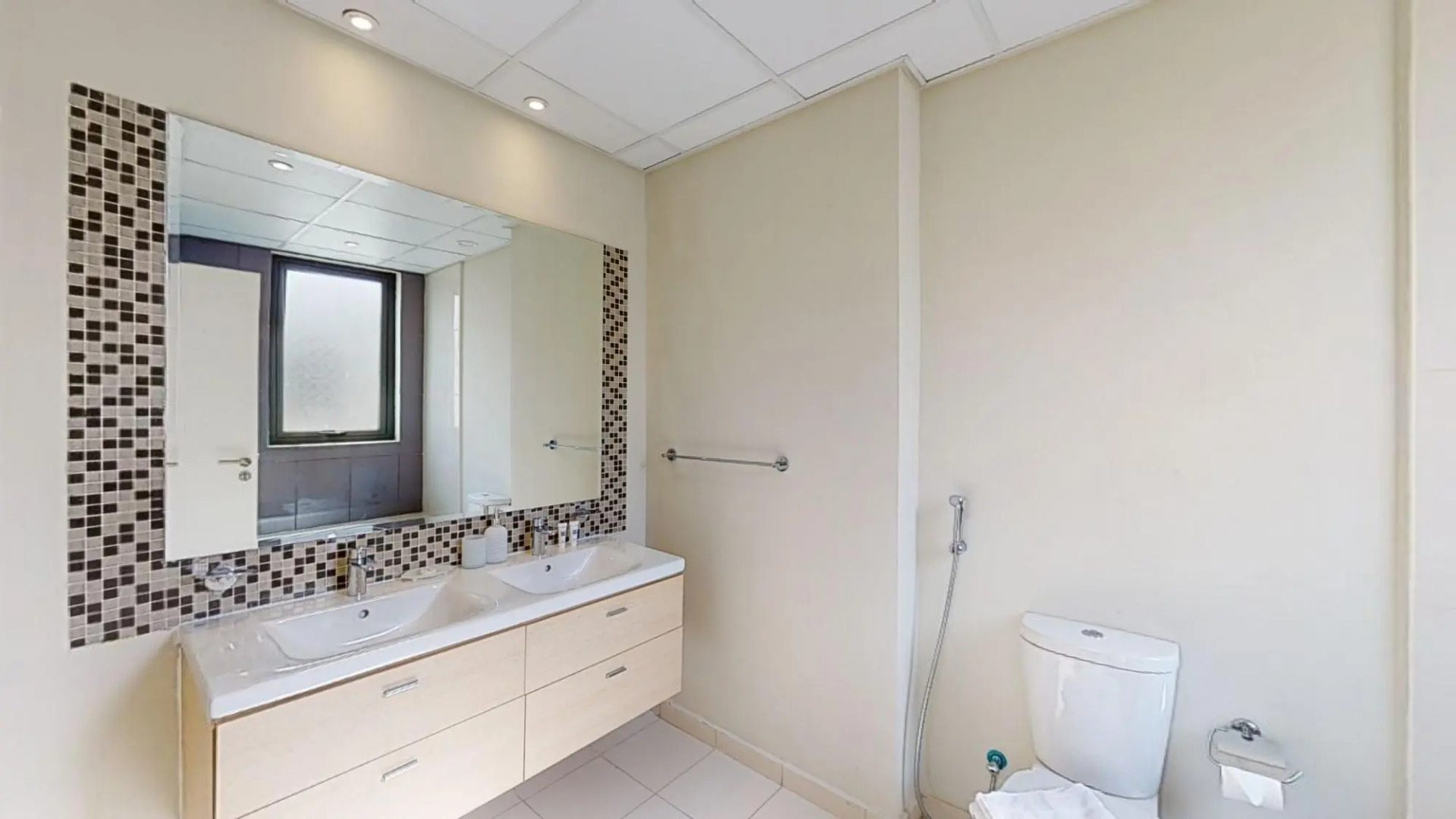 Primestay - Akoya Oxygen - Odora Residences