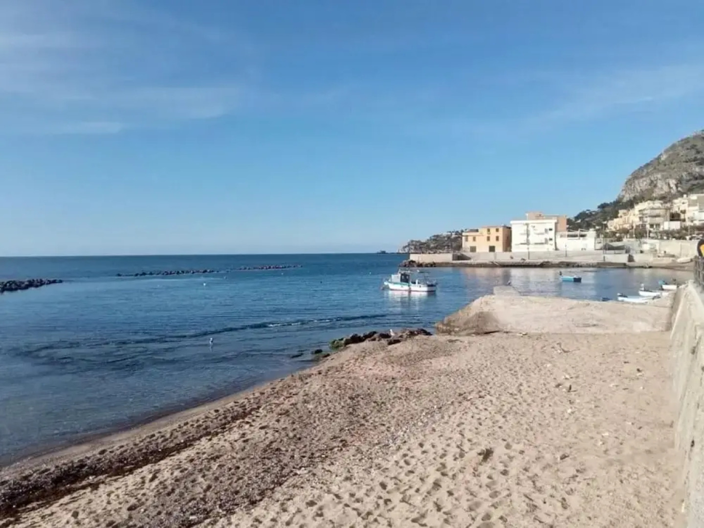 Belvilla by OYO Casaamare