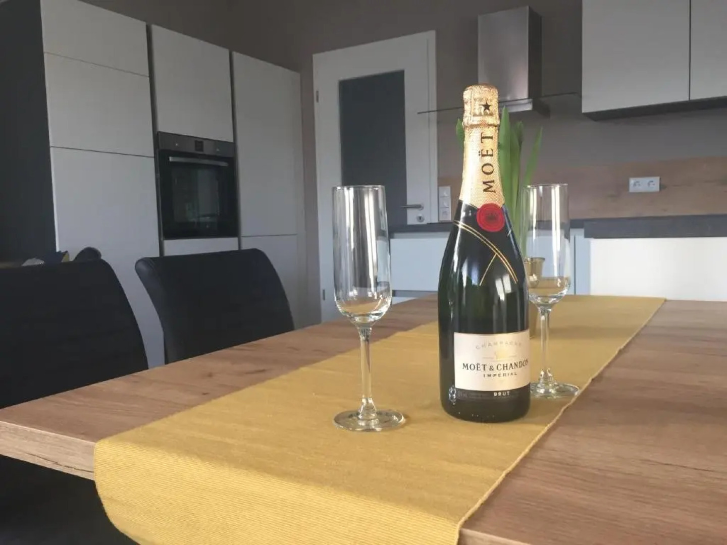 H17 Design-Apartments