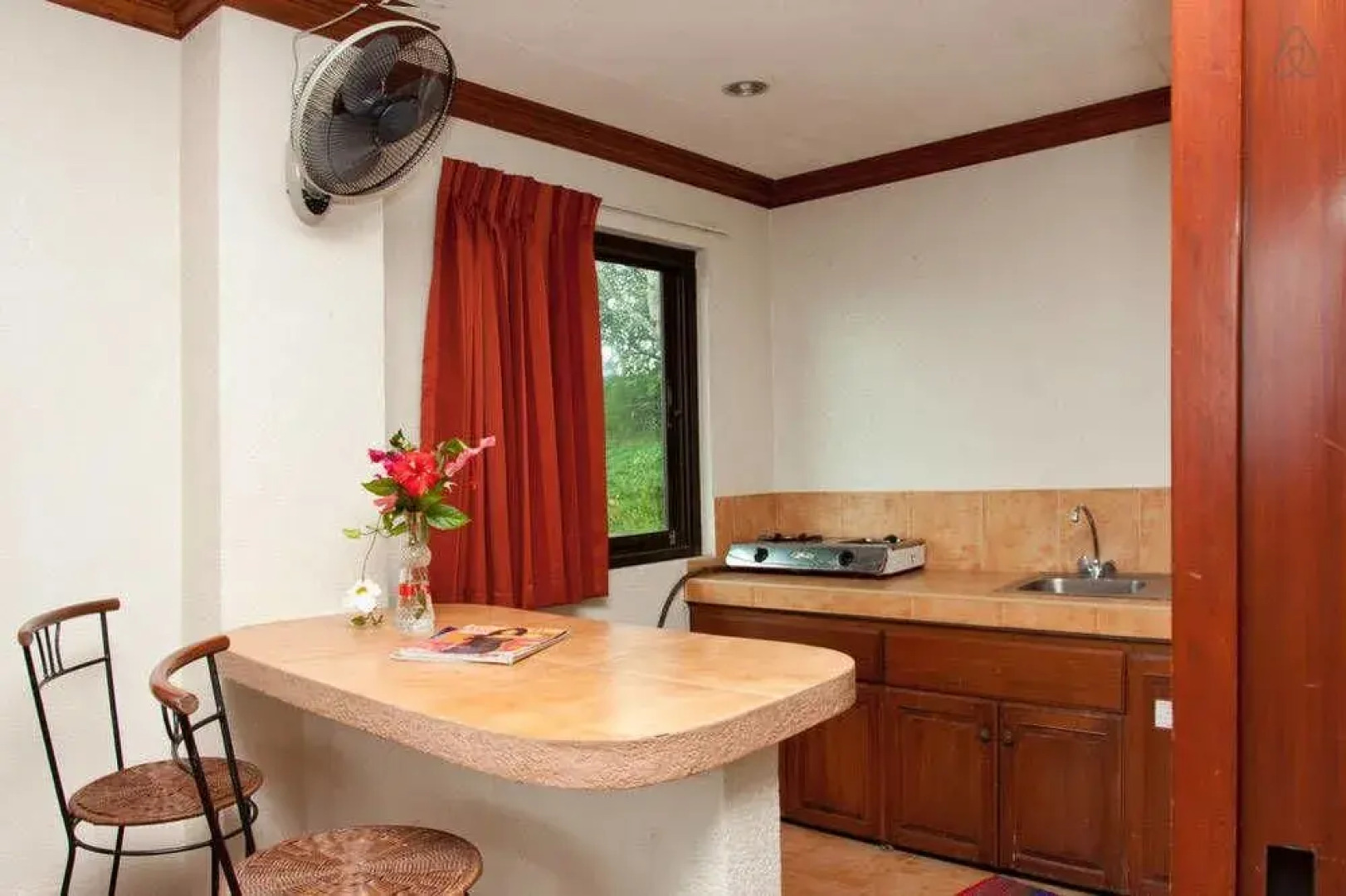 MC Mountain Home Apartelle