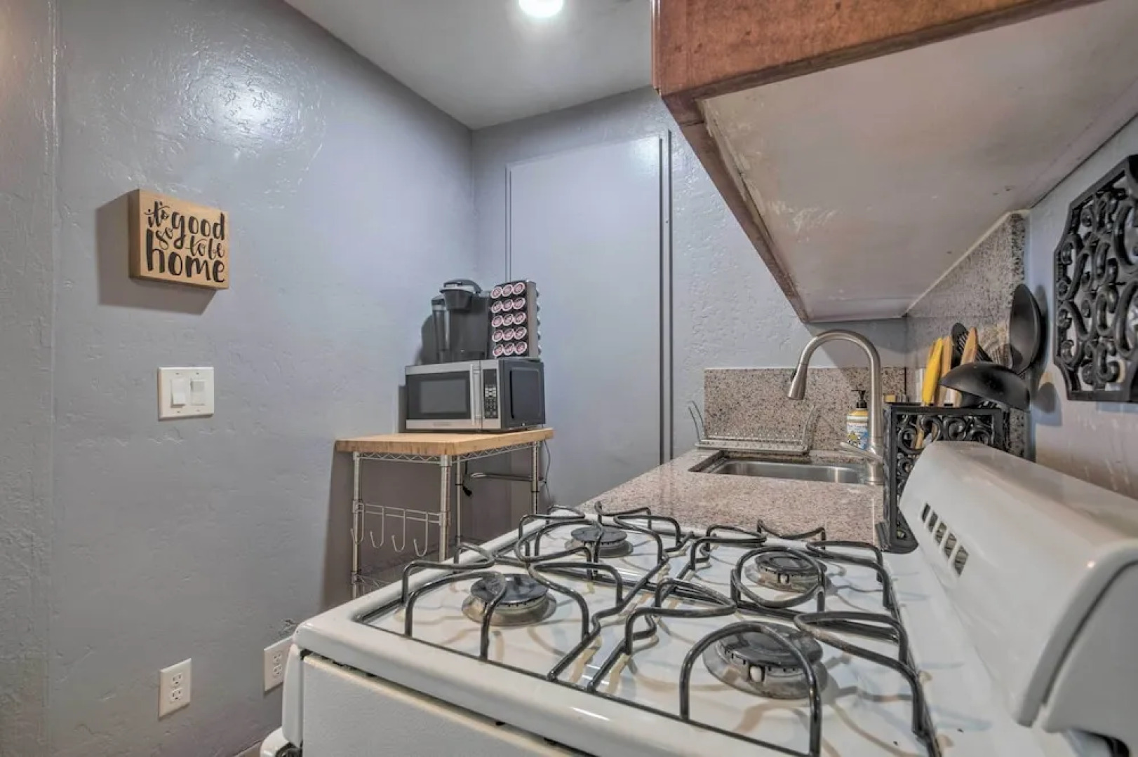 Relaxing Poway Apt w/ Patio Near Parks & Wineries!