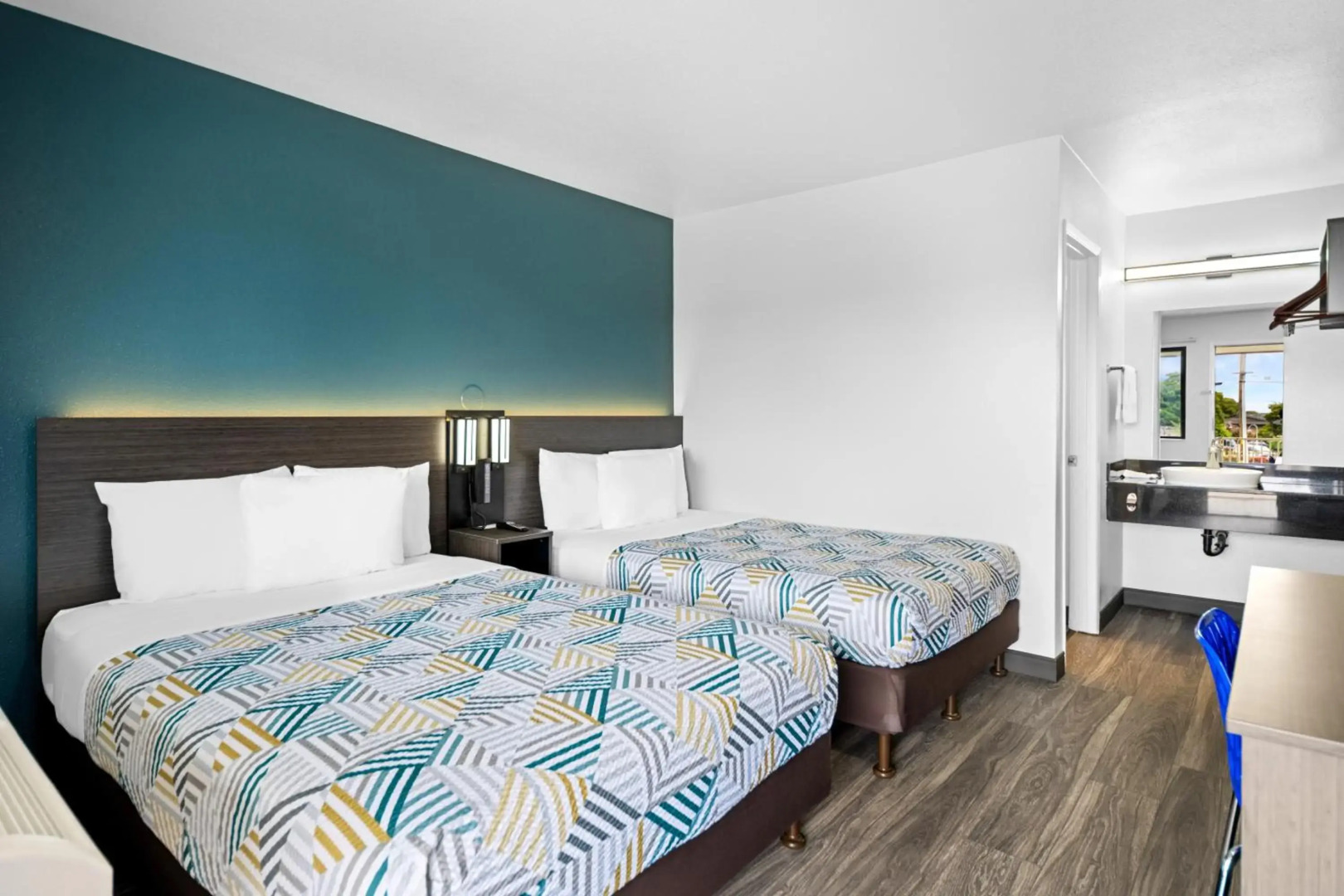 Motel 6 Monterey, CA