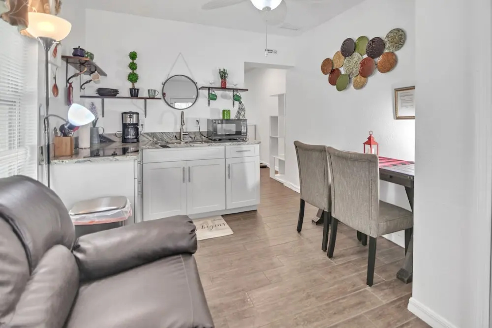 Spacious And Private Tampa Retreat 1 Bedroom Condo by Redawning