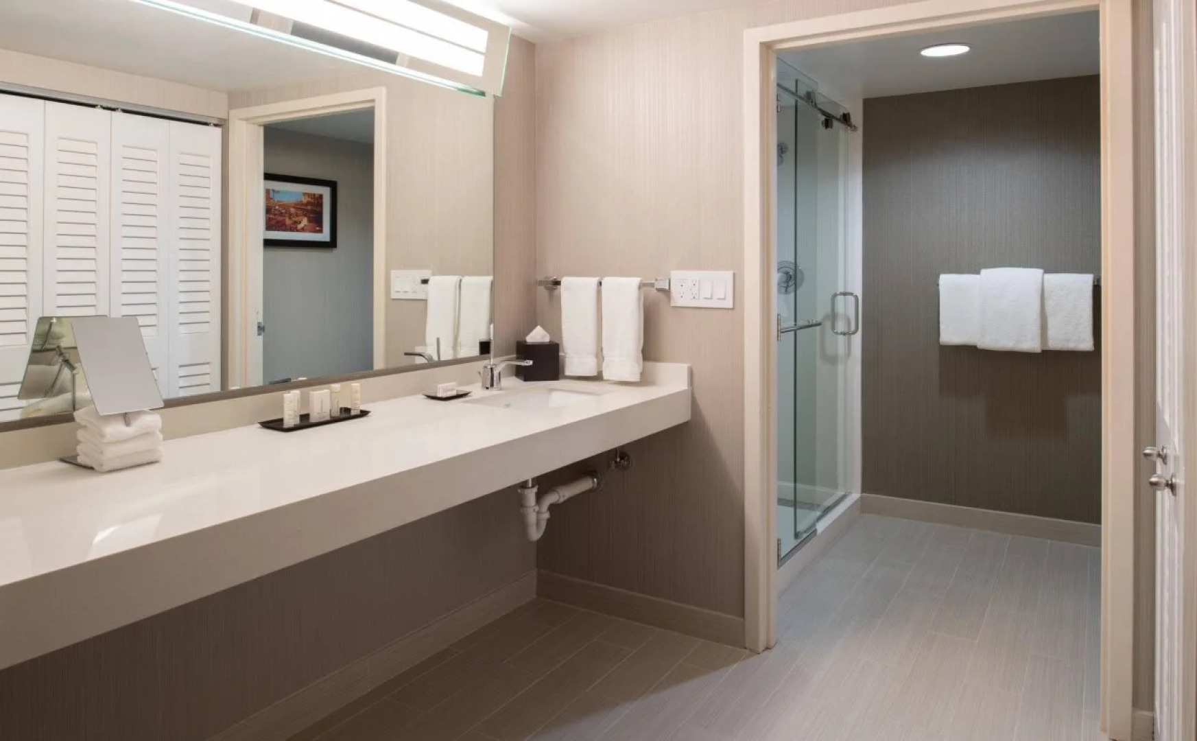 Courtyard by Marriott Seattle Sea-Tac Area