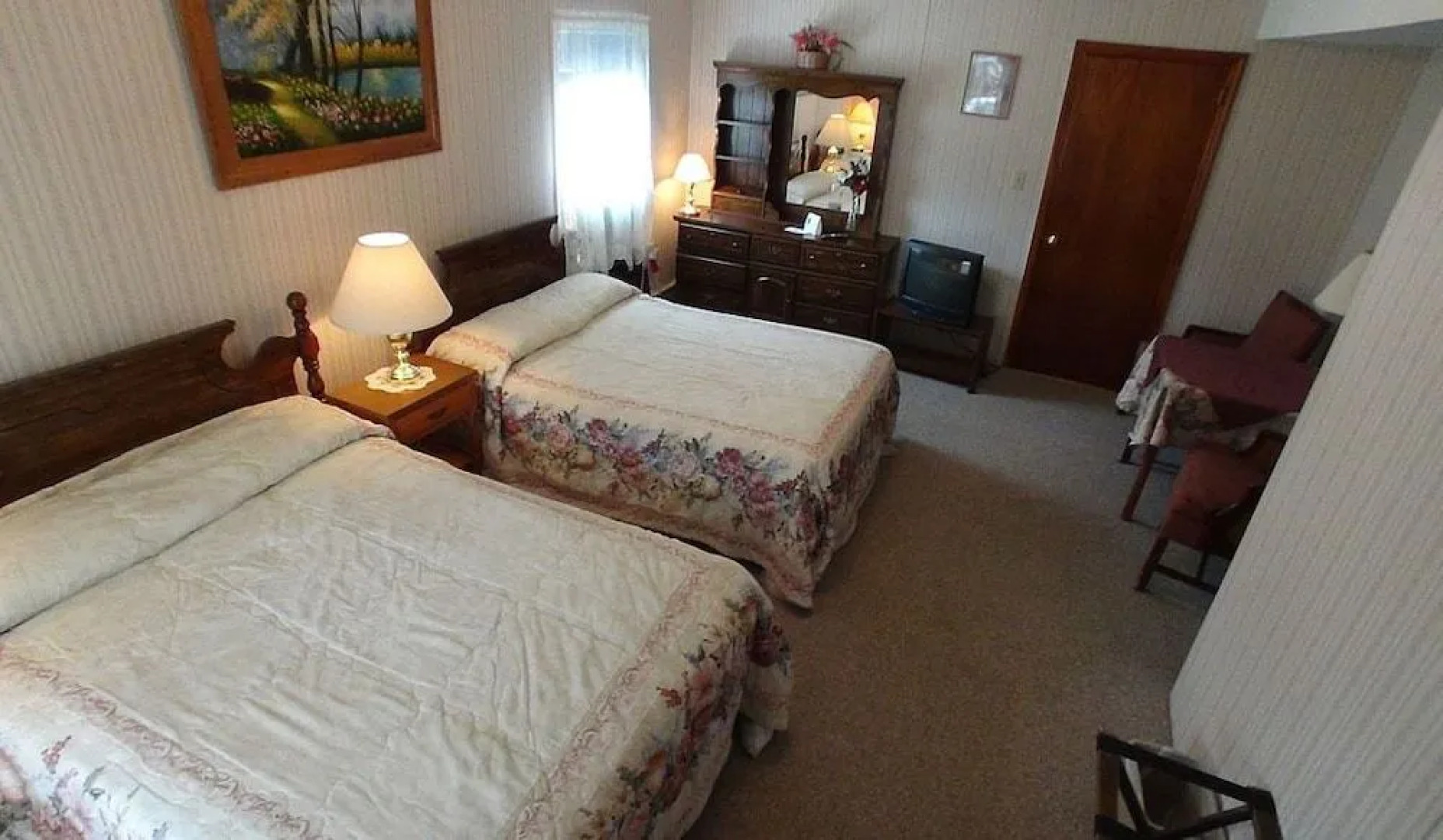 Crystal Brook Resort & Mountain Brauhaus