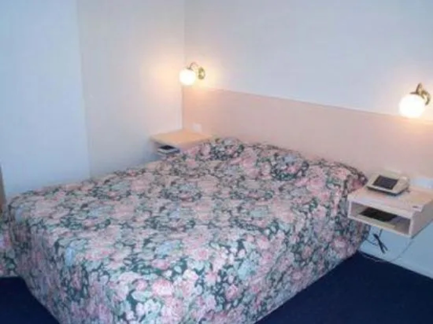 Littomore Hotel & Suites