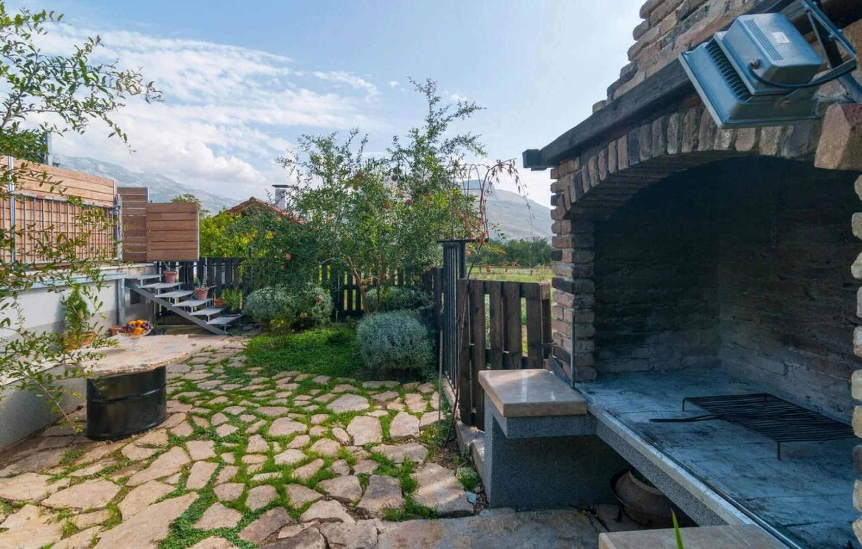 Stunning Home in Zrnovnica With Wifi and 6 Bedrooms