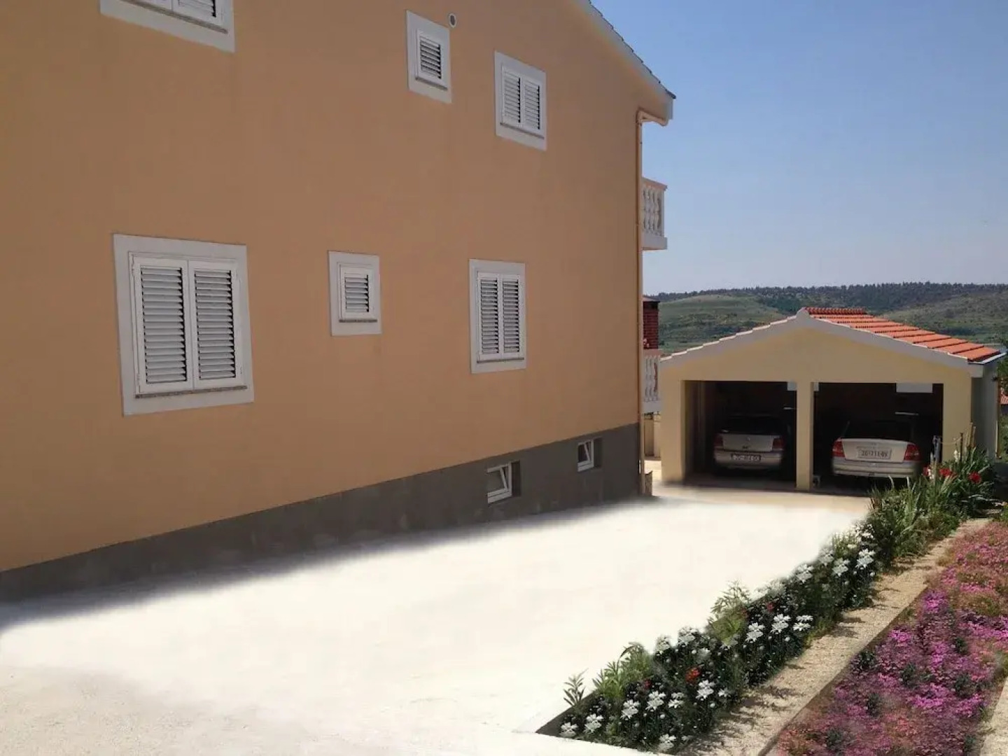 Adriatic - With Beautiful Garden - A1