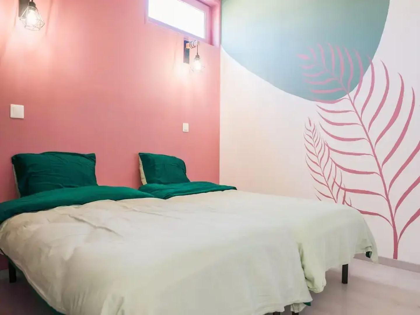 Stylish Beachside Retreat