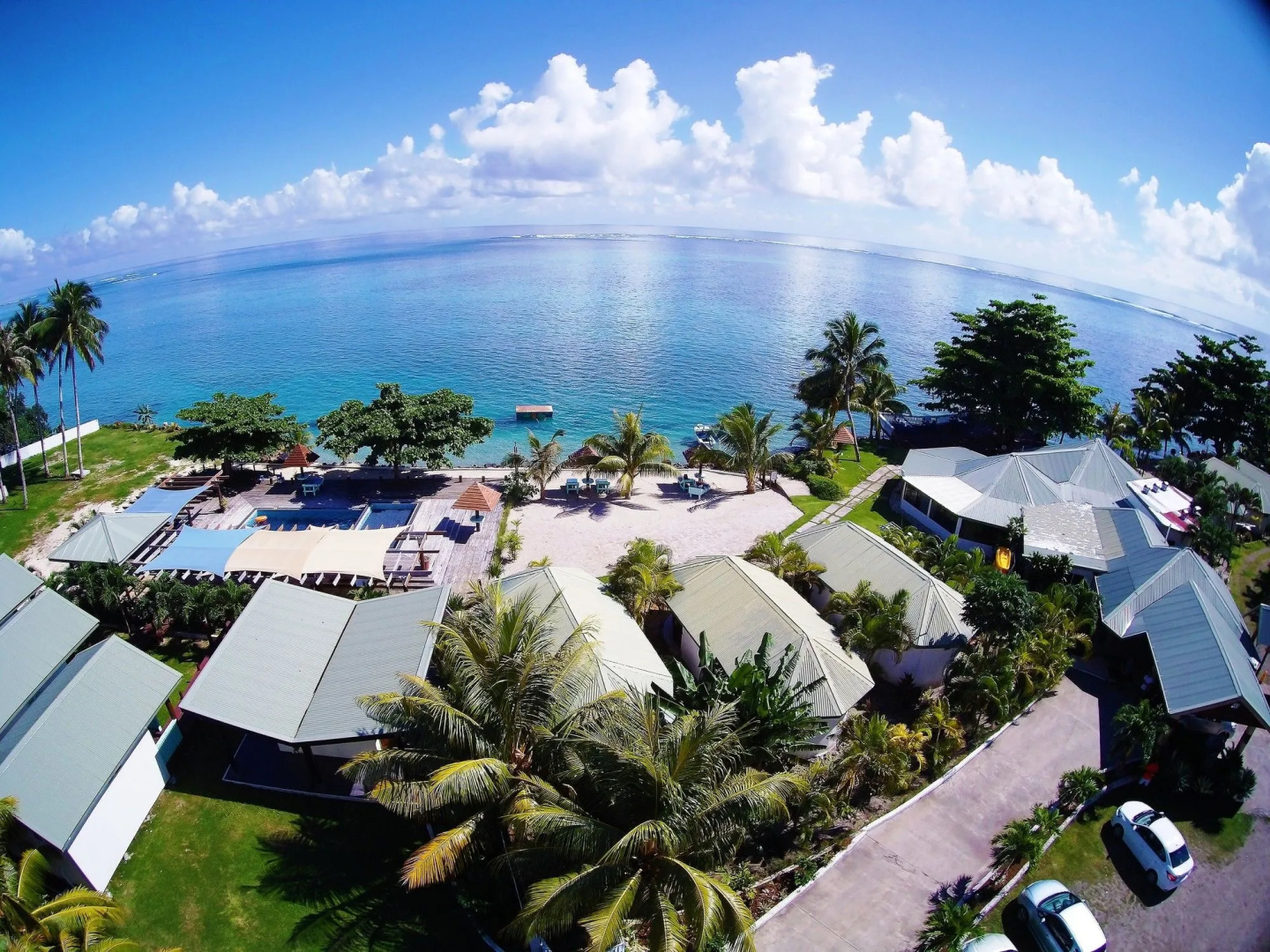 Le Uaina Beach Resort
