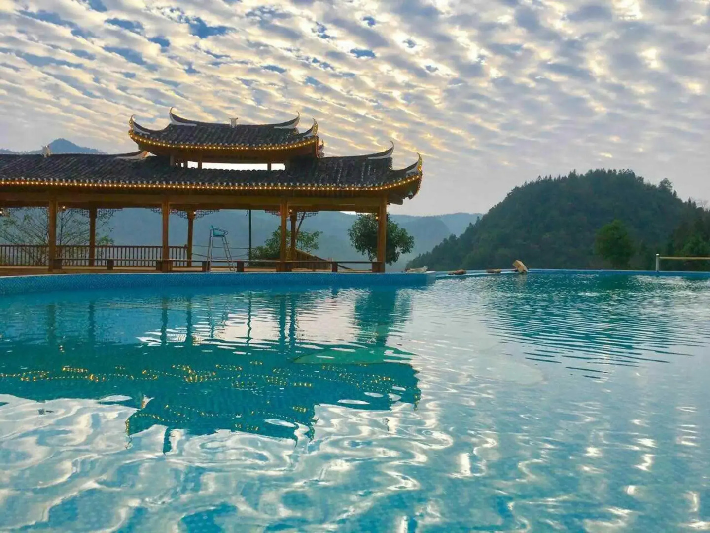 Fengxiang Yaozhai Hotel