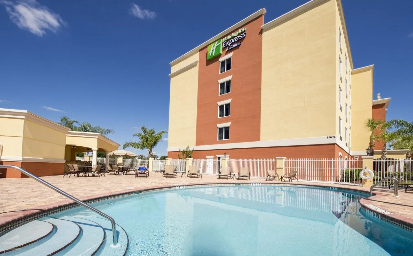 Holiday Inn Express & Suites Port St. Lucie West by IHG