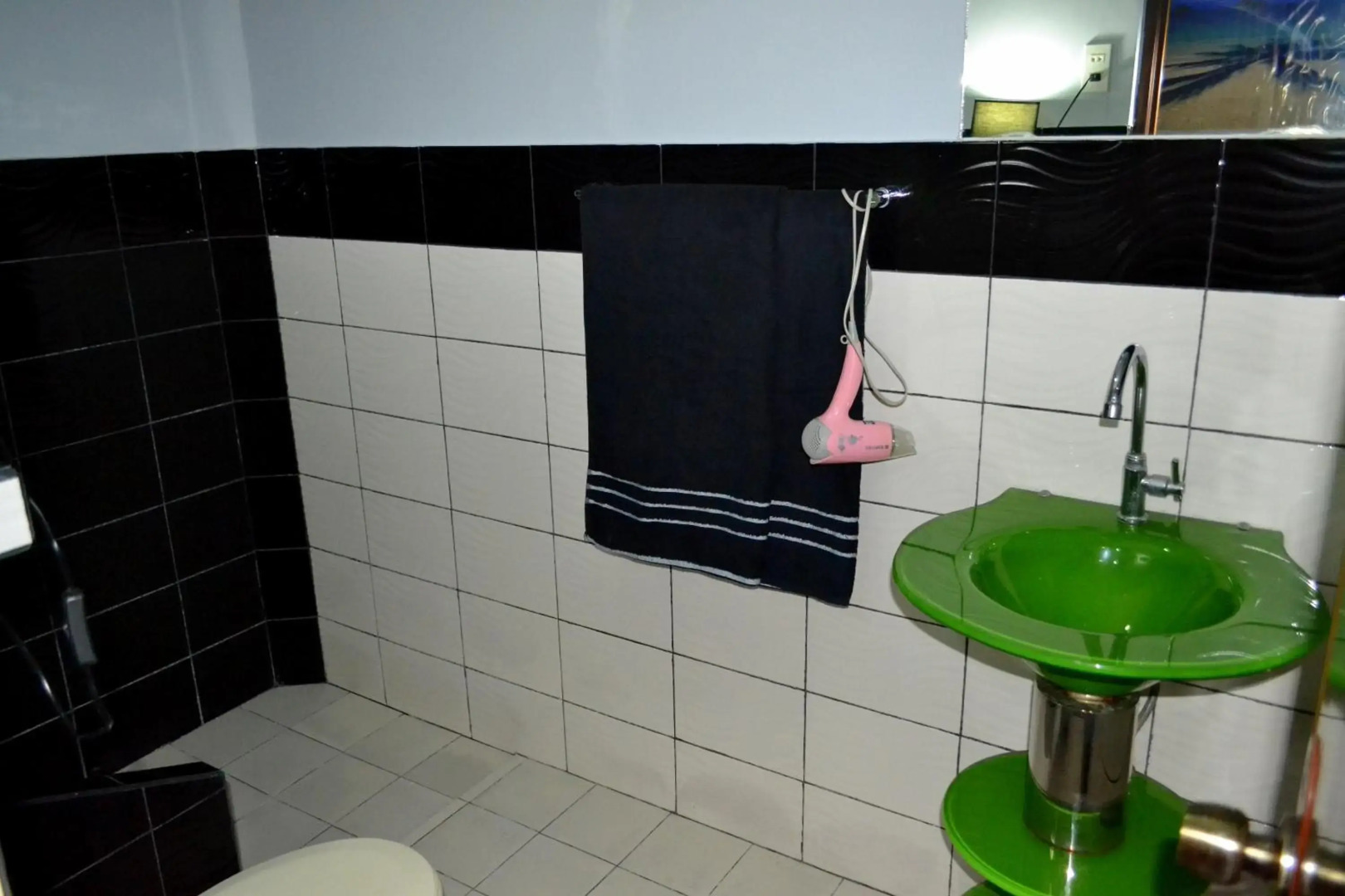 Micky Santoro Hotel & Restaurant