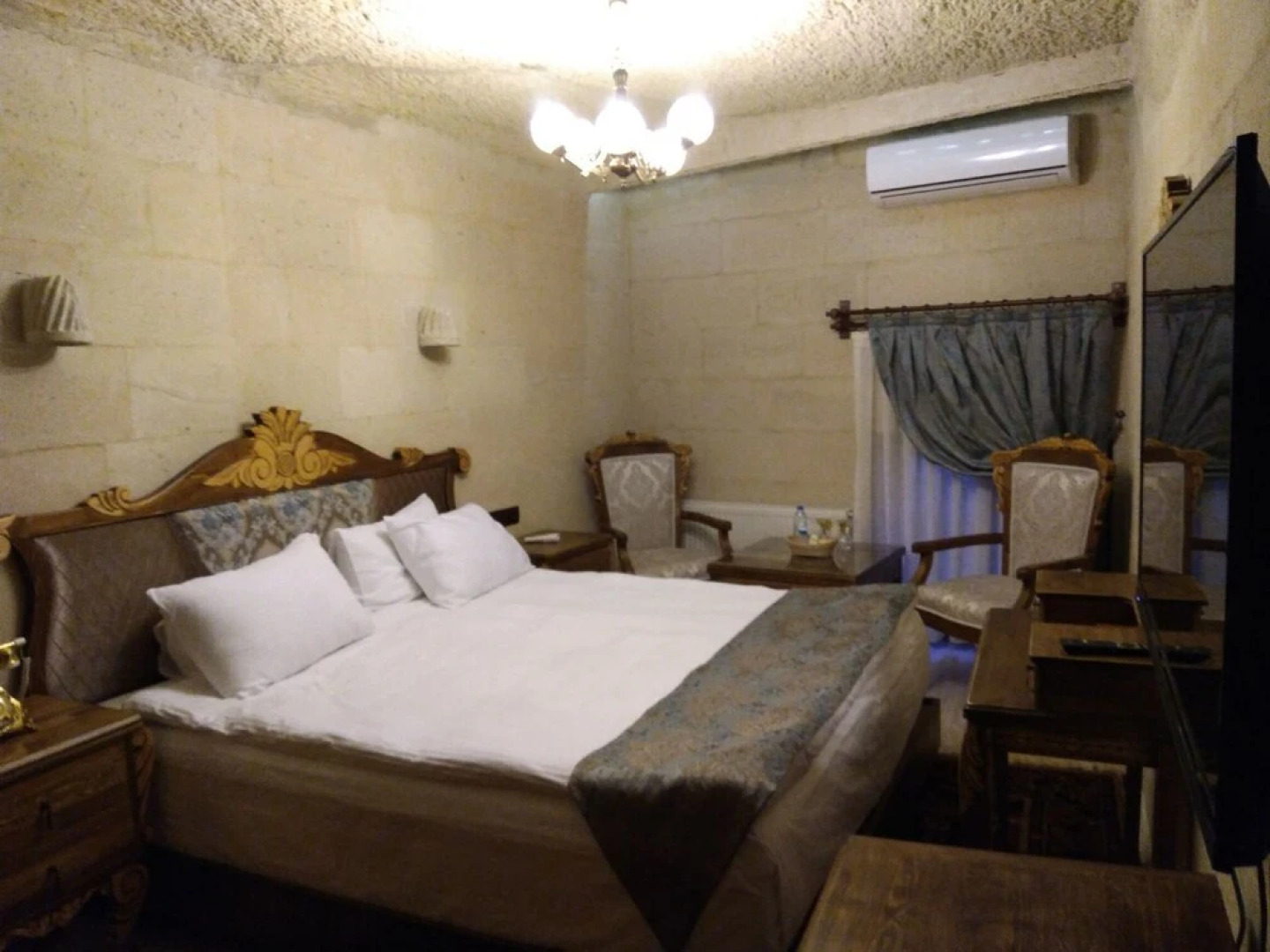 Gamirasu Village House